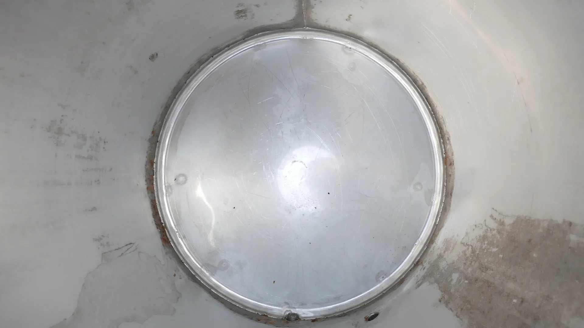 25-0050 275 Liter Weintank