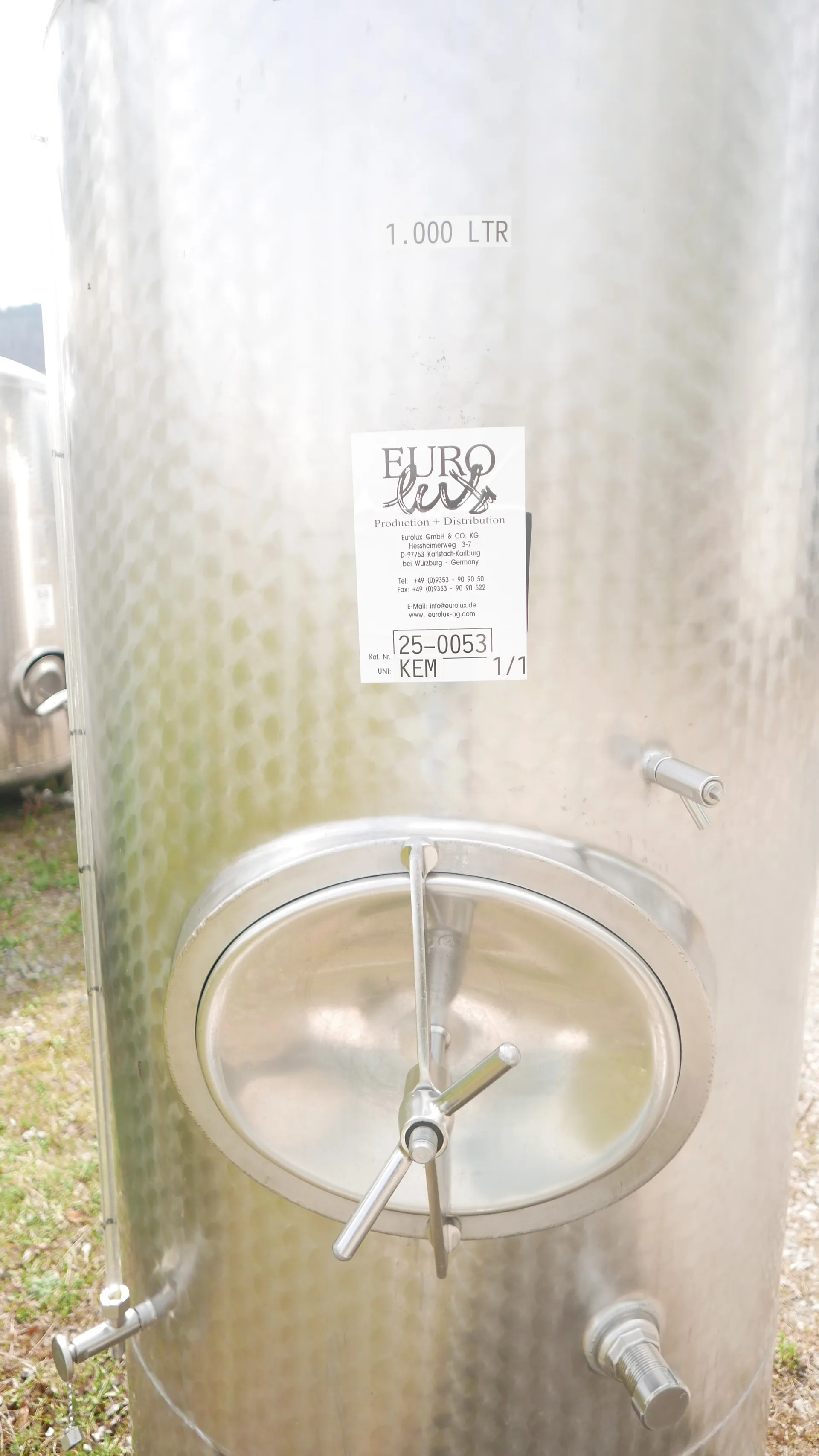 25-0053 1.000 Liter Weintank