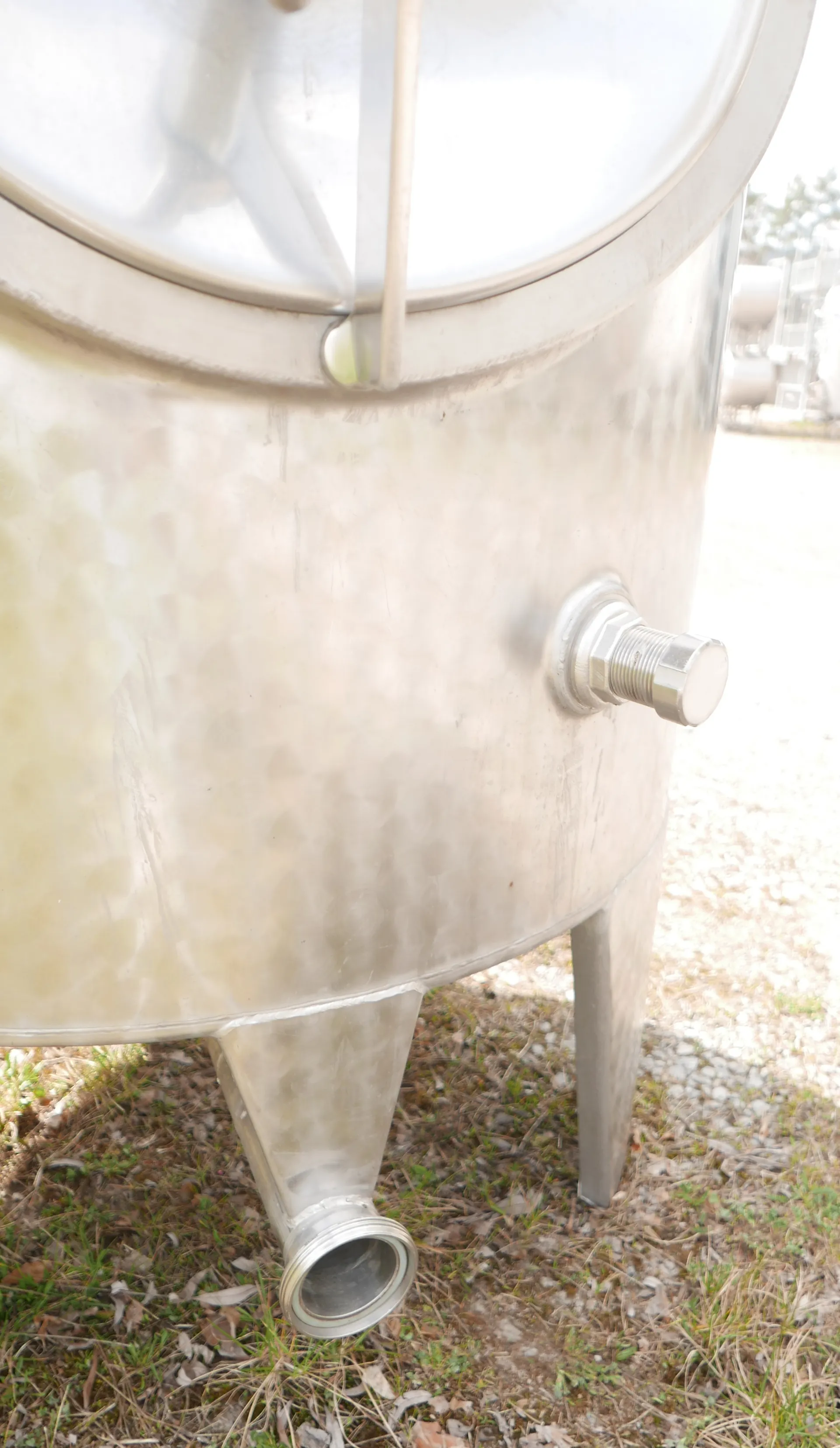 25-0053 1.000 Liter Weintank