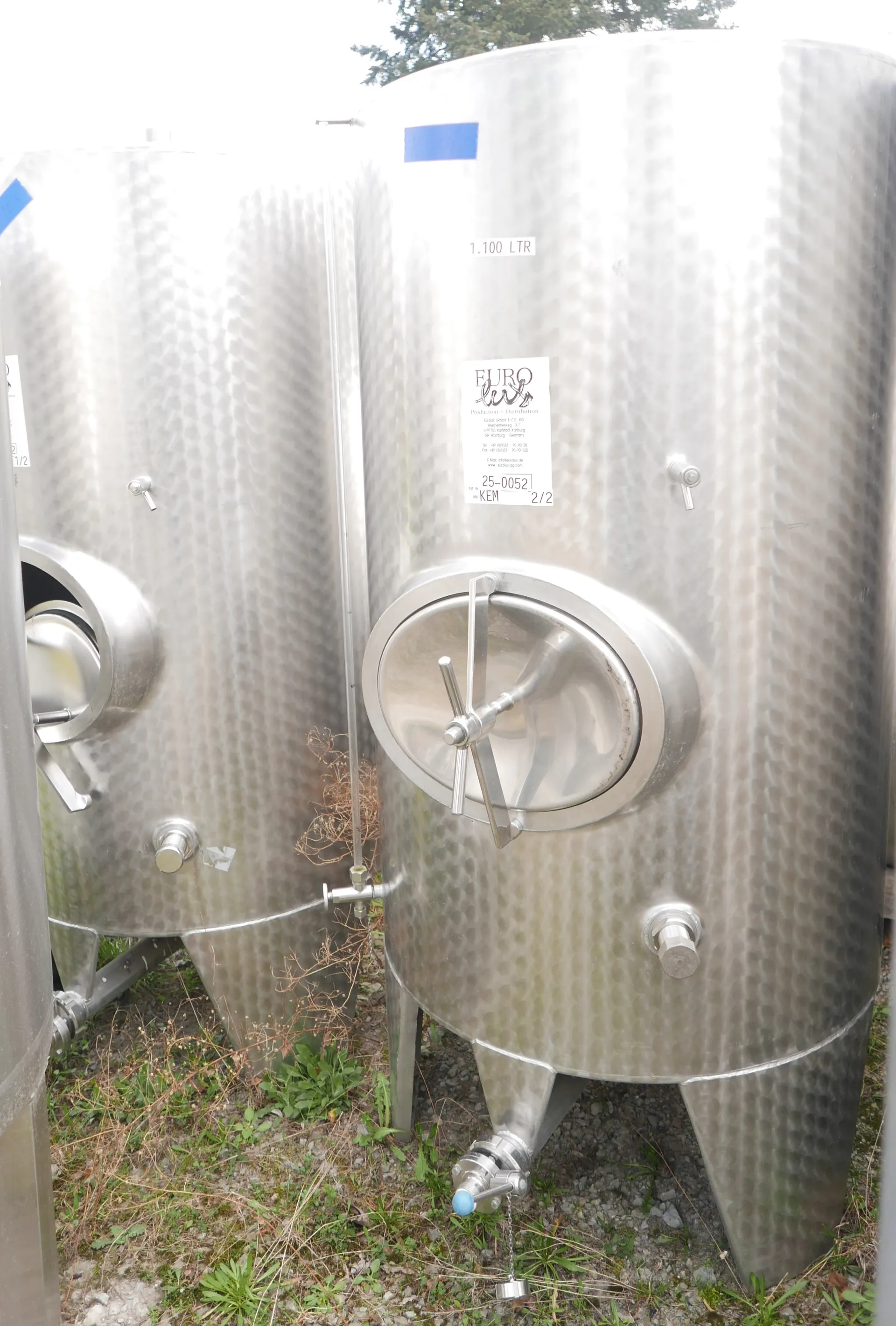 25-0052 1.100 Liter Weintank
