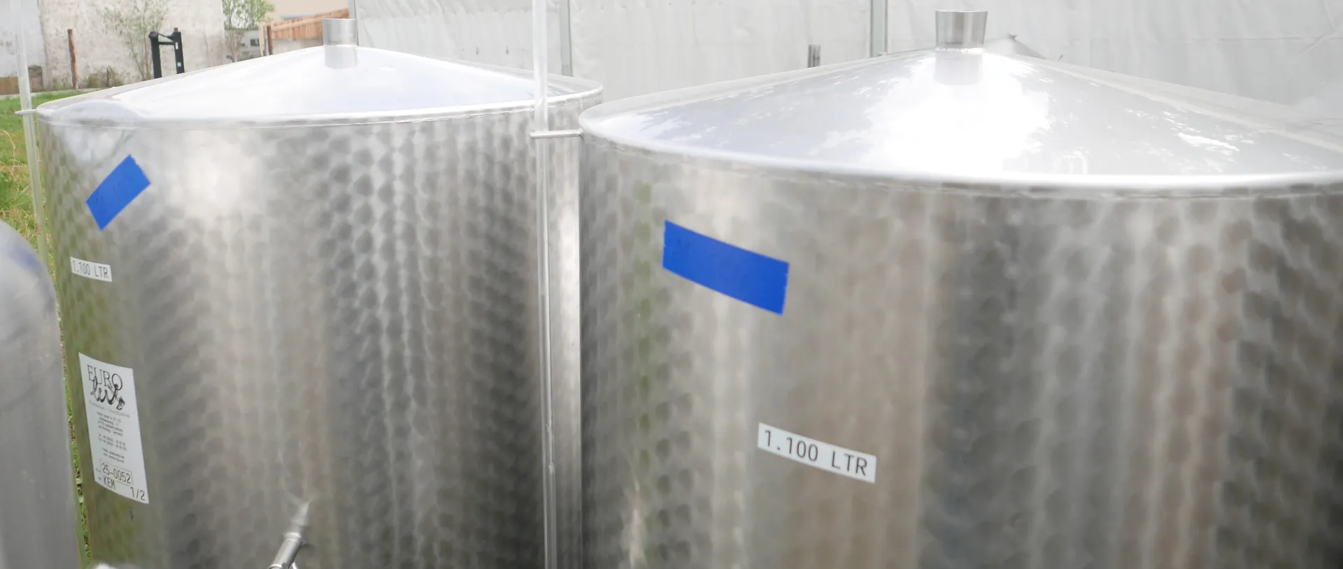 25-0053 1.000 Liter Weintank