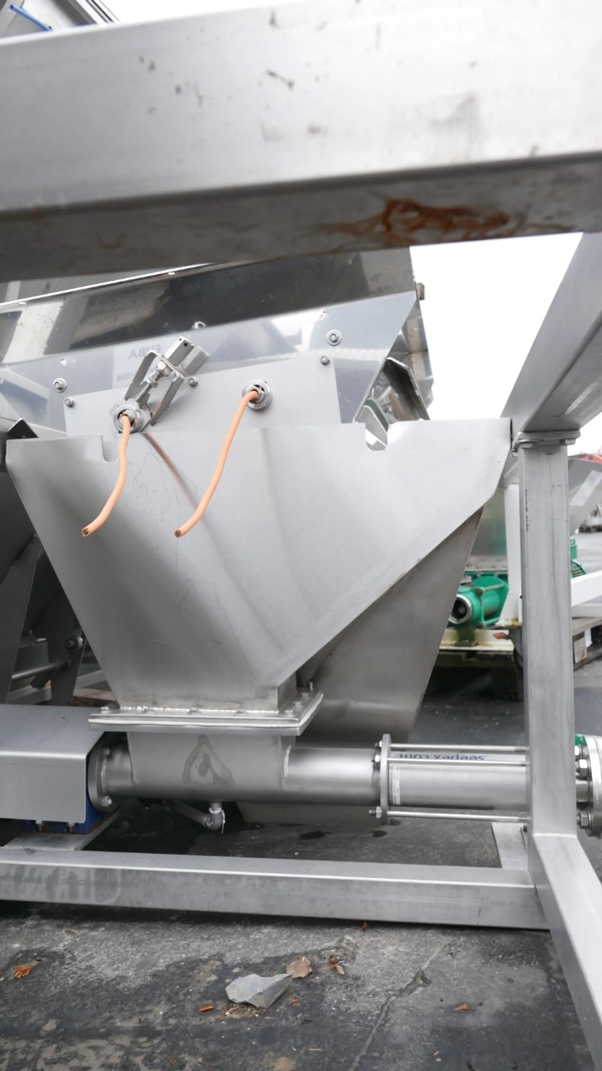 Exzenterschneckenpumpe SEEPEX mit Zuführschnecke  und Rotor/Stator