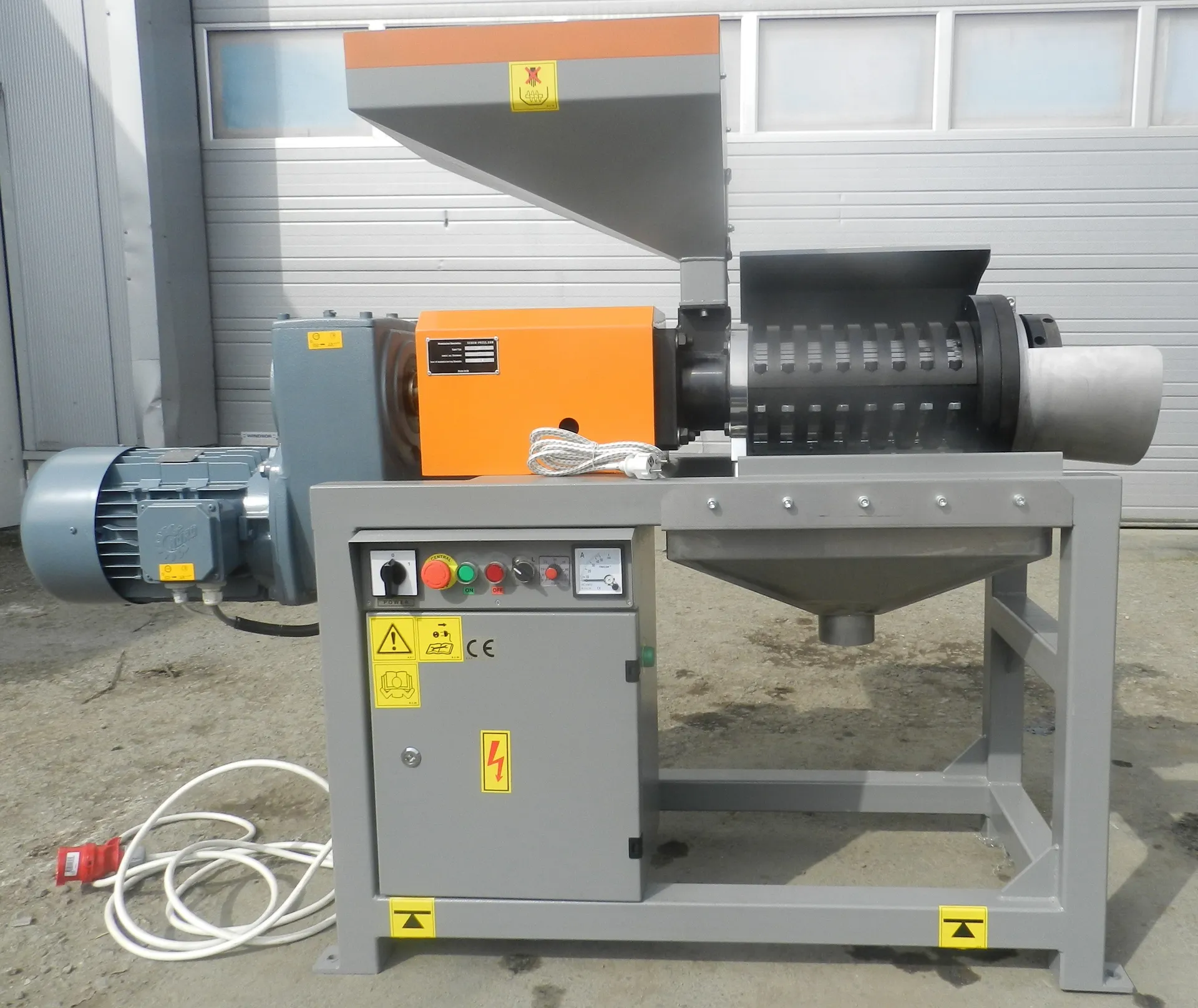 Oil press KK80 F Universal,