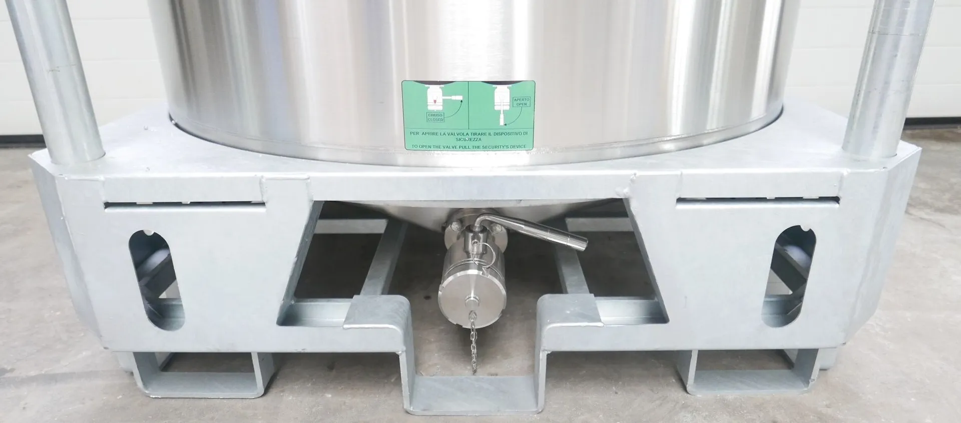 1000 Liter Containertank aus V2A für den Transport von gefährlichen Waren