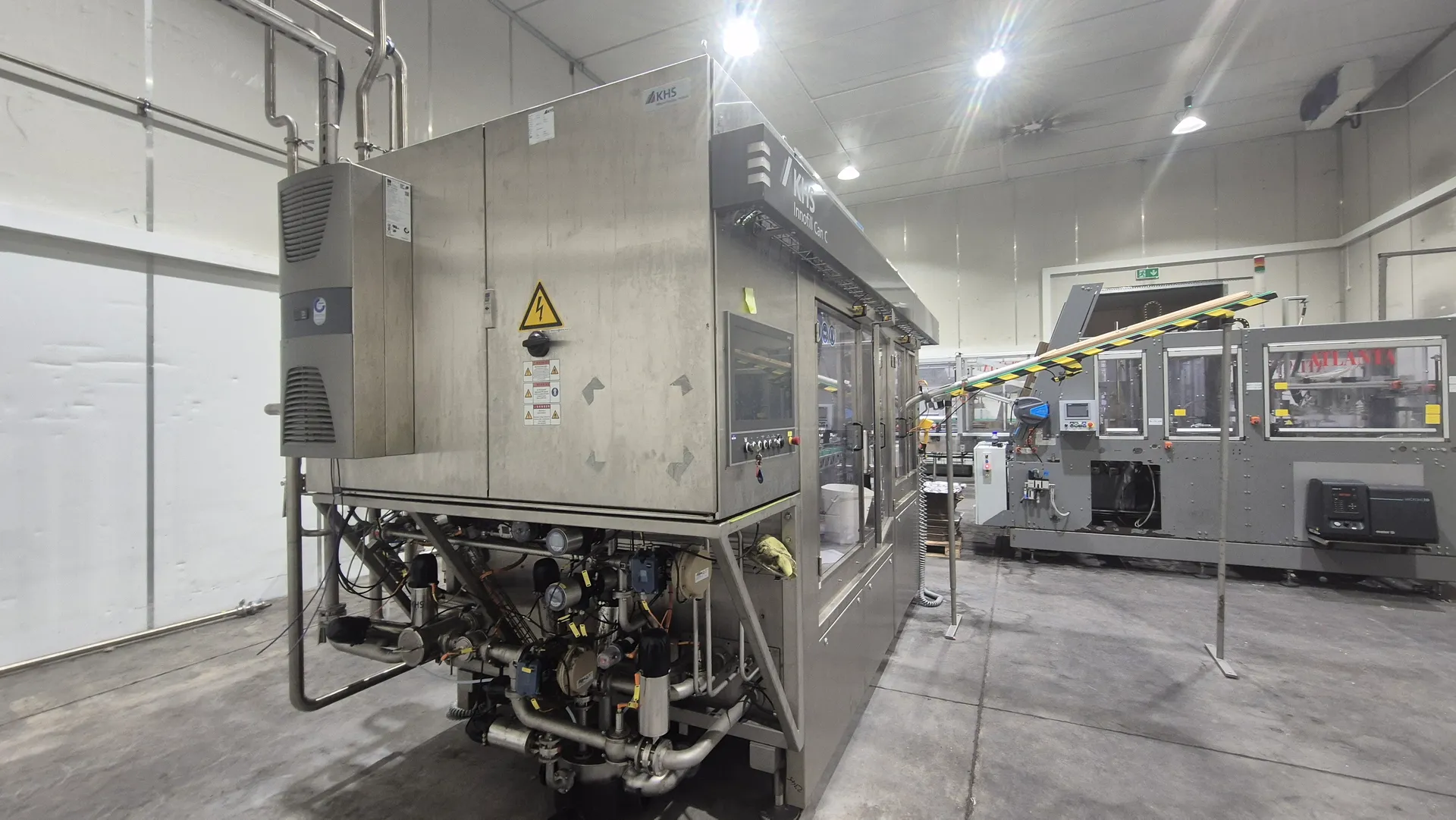 Can filling line for beer and CSD 