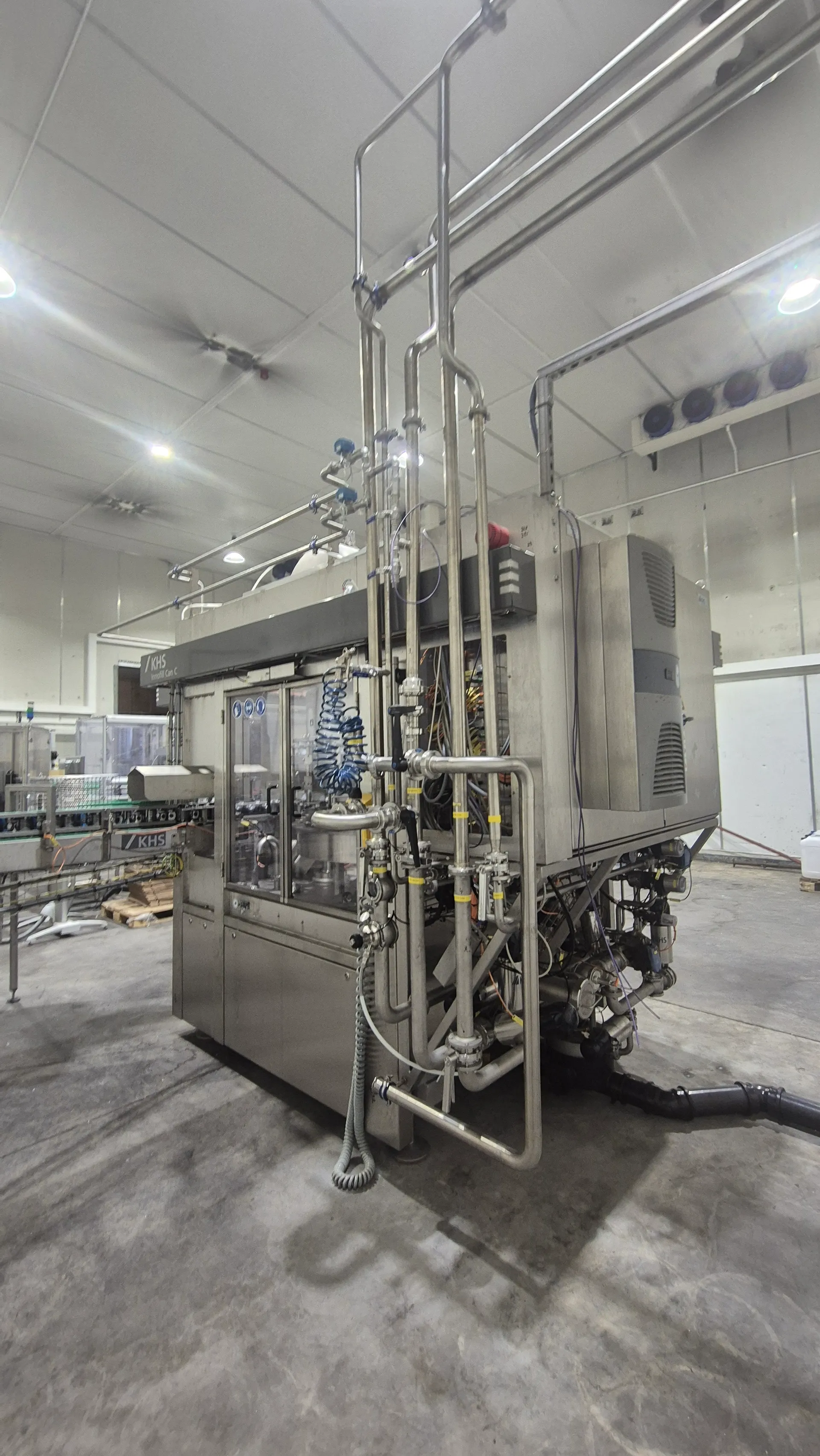 Can filling line for beer and CSD 