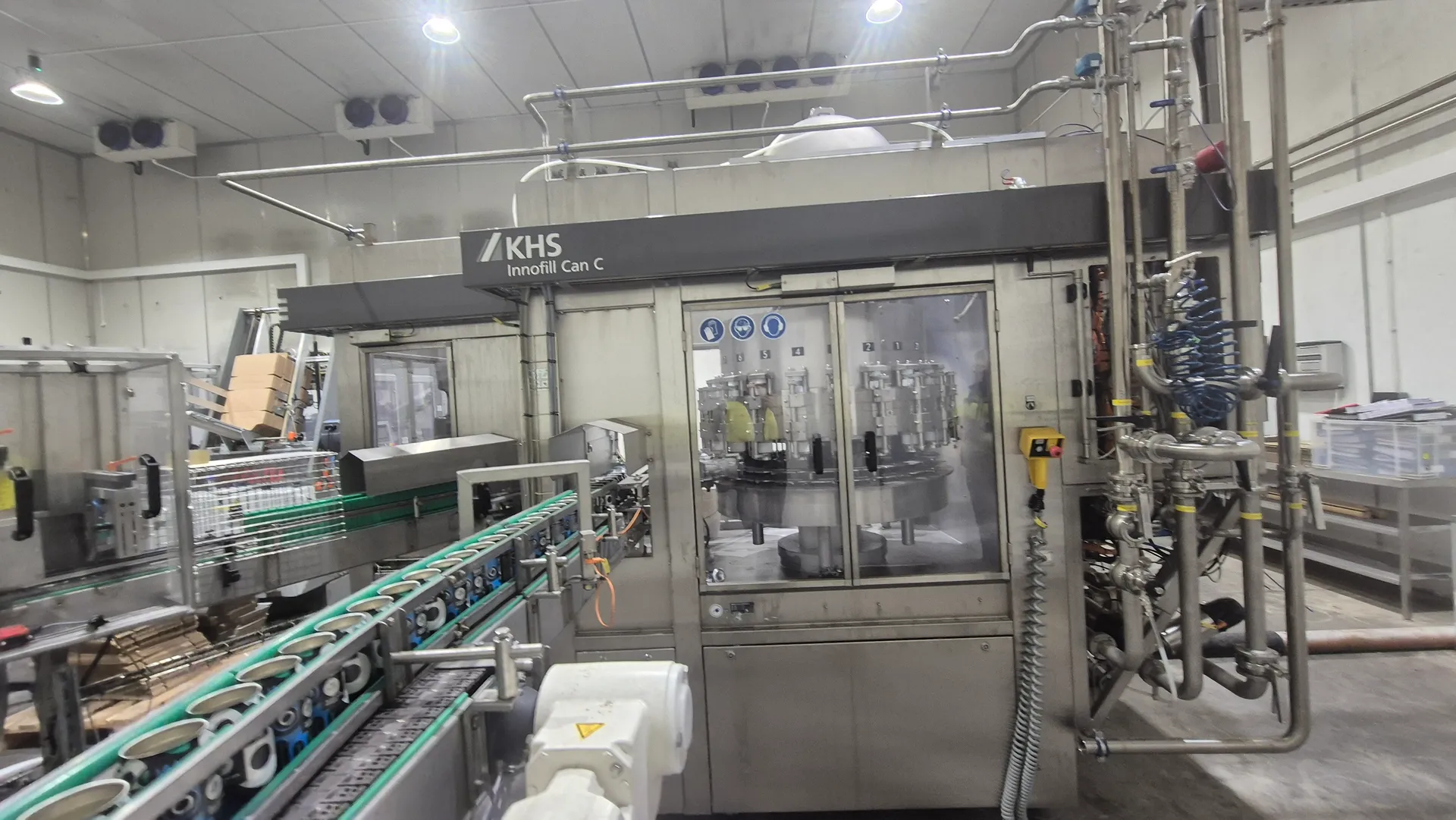 Can filling line for beer and CSD 