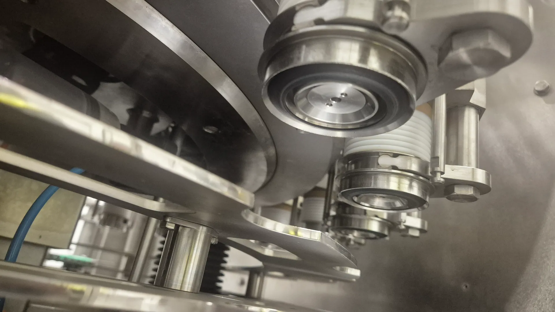 Can filling line for beer and CSD 