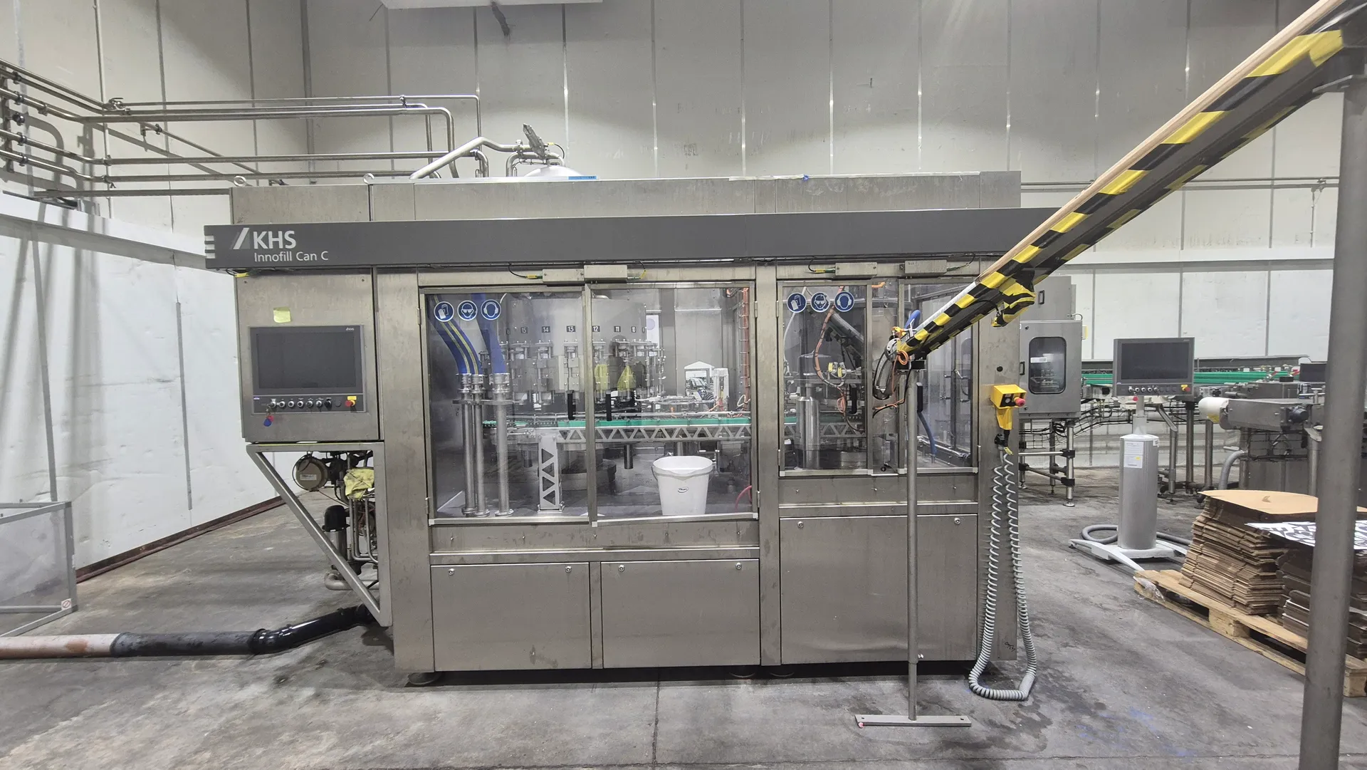 Can filling line for beer and CSD 