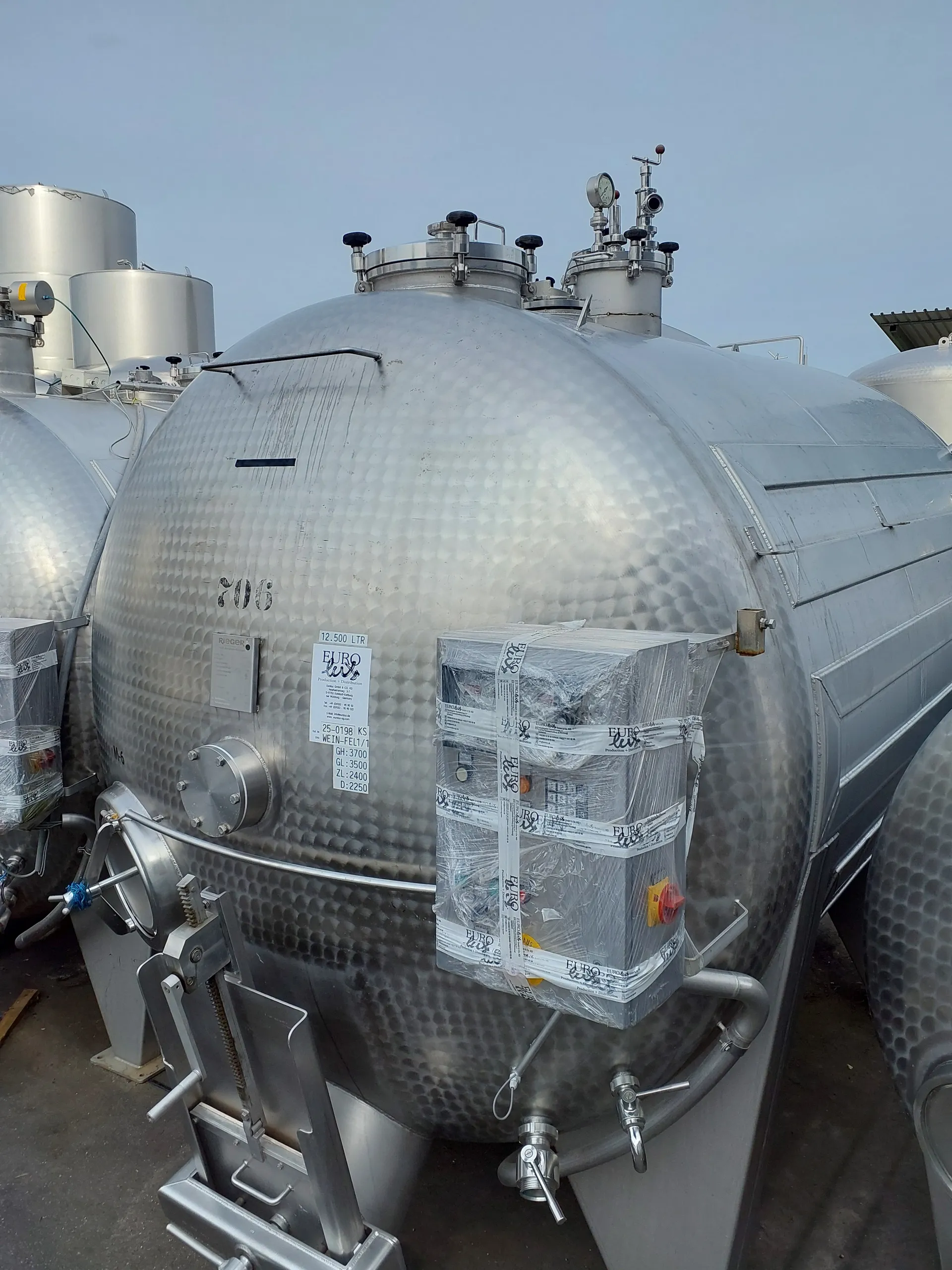 12.500 Liter Maischebehälter mit Kühlschlangen