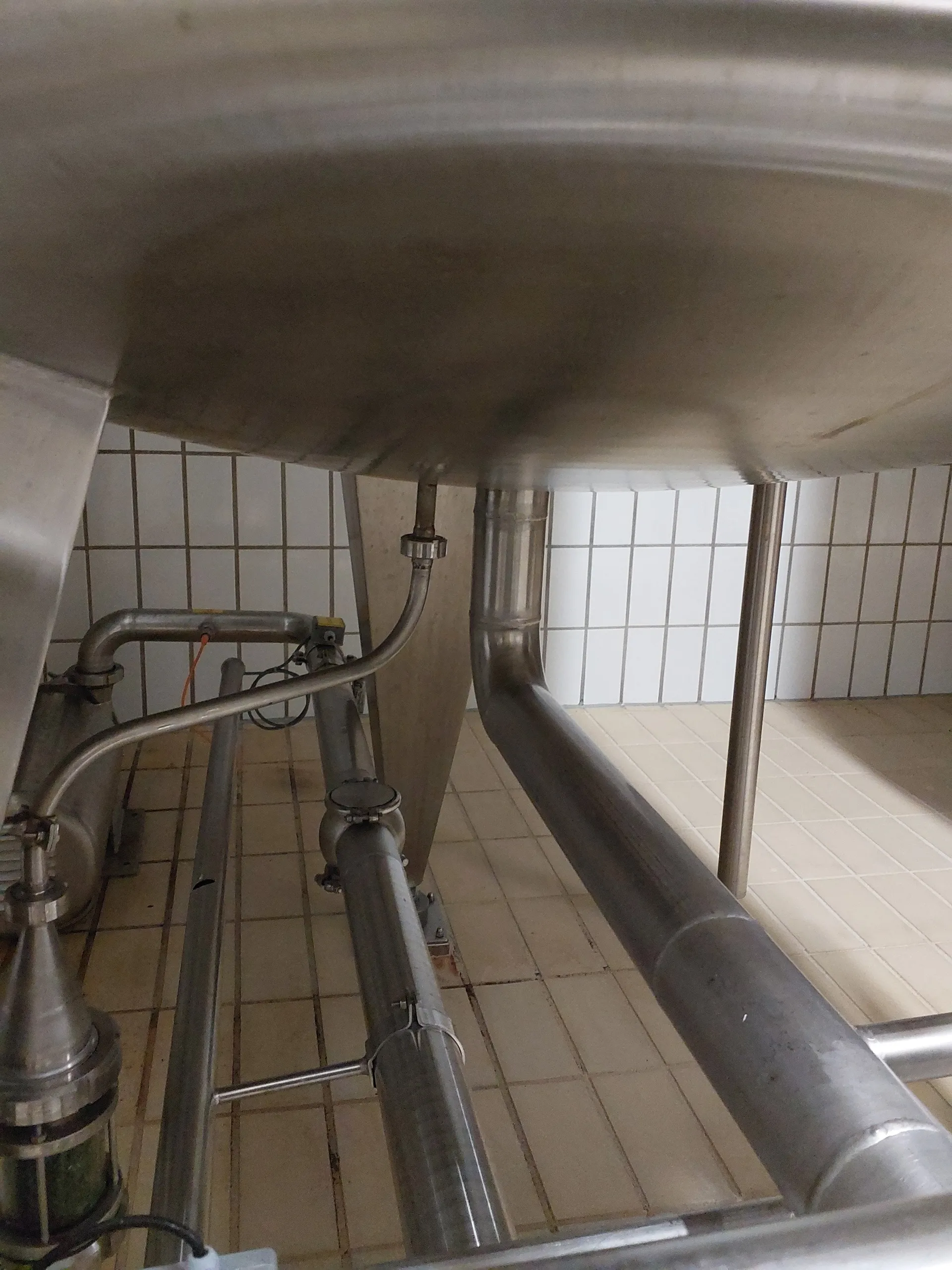 2.454 Liter 2 bar Drucktank Vorpropagator 1 isoliert