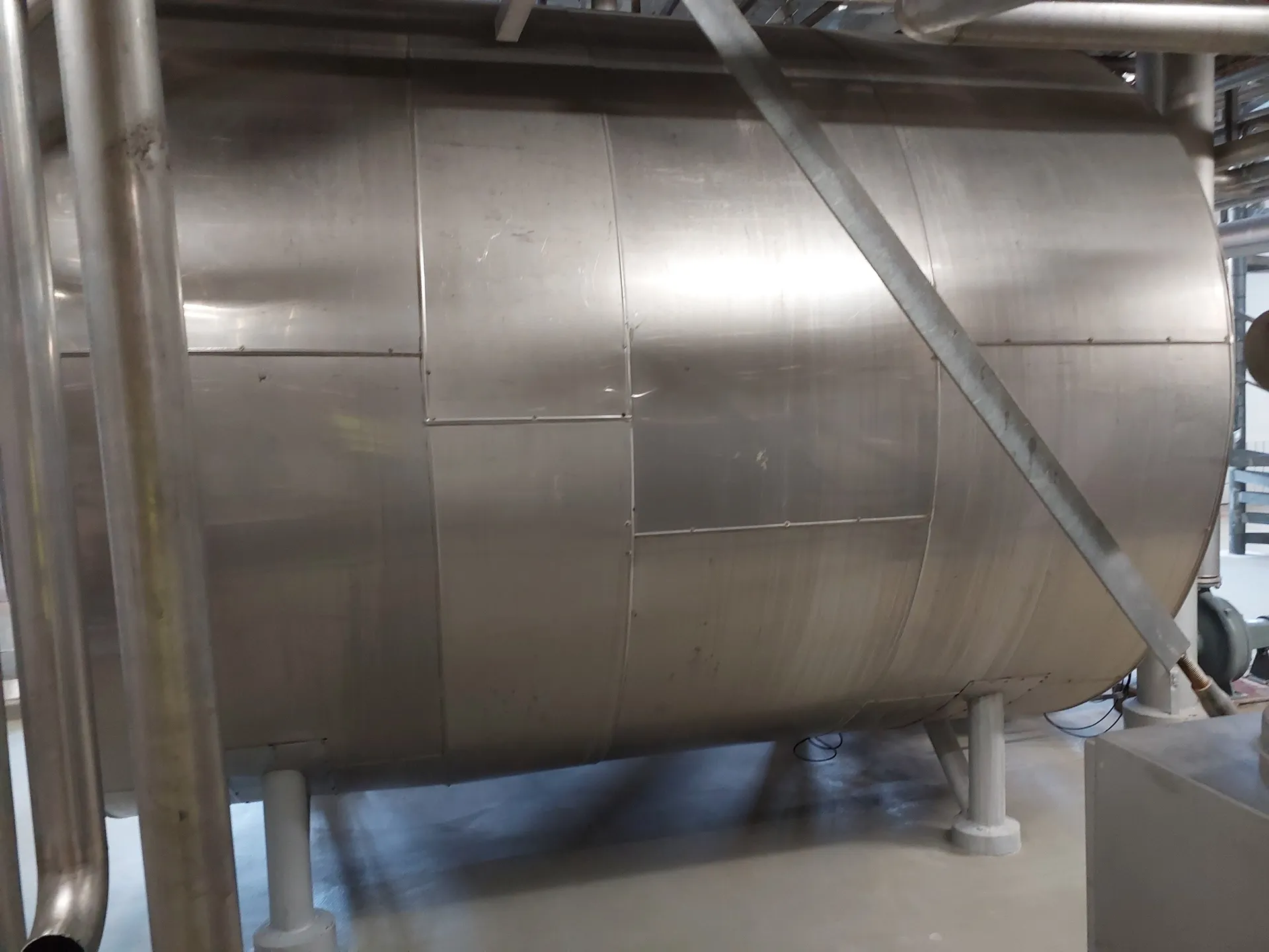 14.000 Liter Glattwassertank isoliert