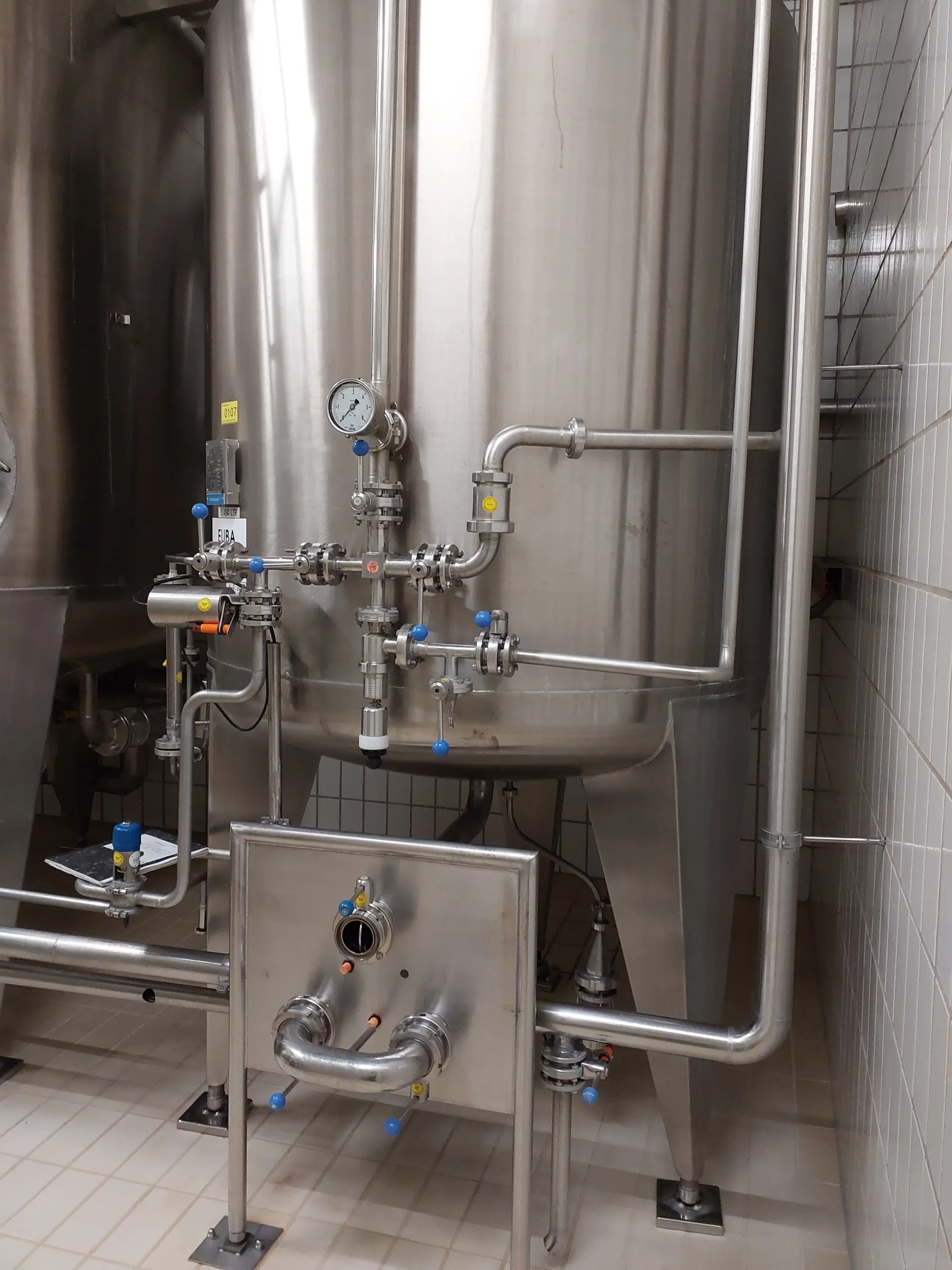2.454 Liter 2 bar Drucktank Vorpropagator 2 isoliert