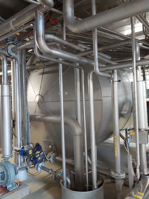 14.000 Liter Glattwassertank isoliert