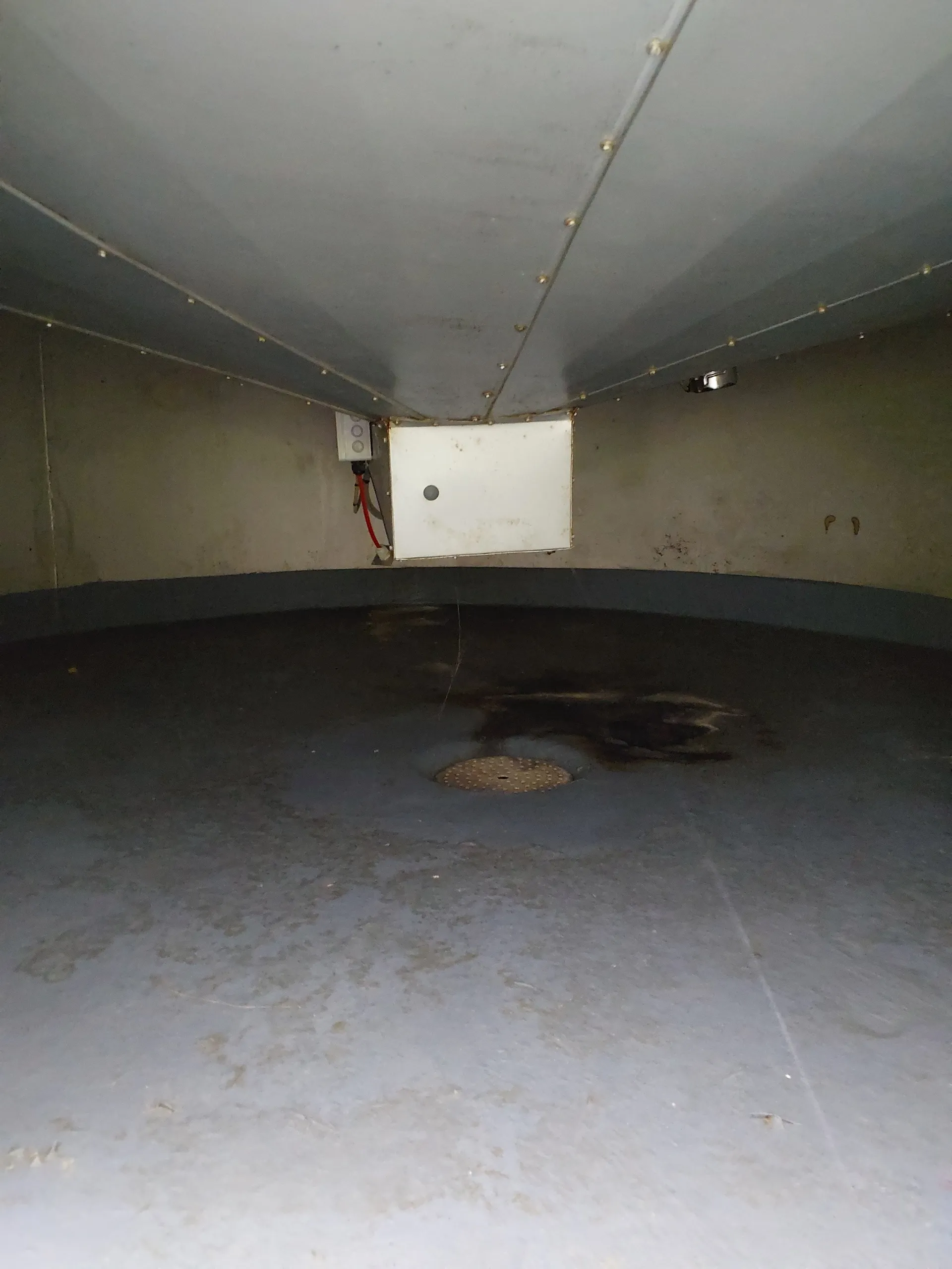 120.000 Liter Gresser 3 bar Drucktank isoliert
