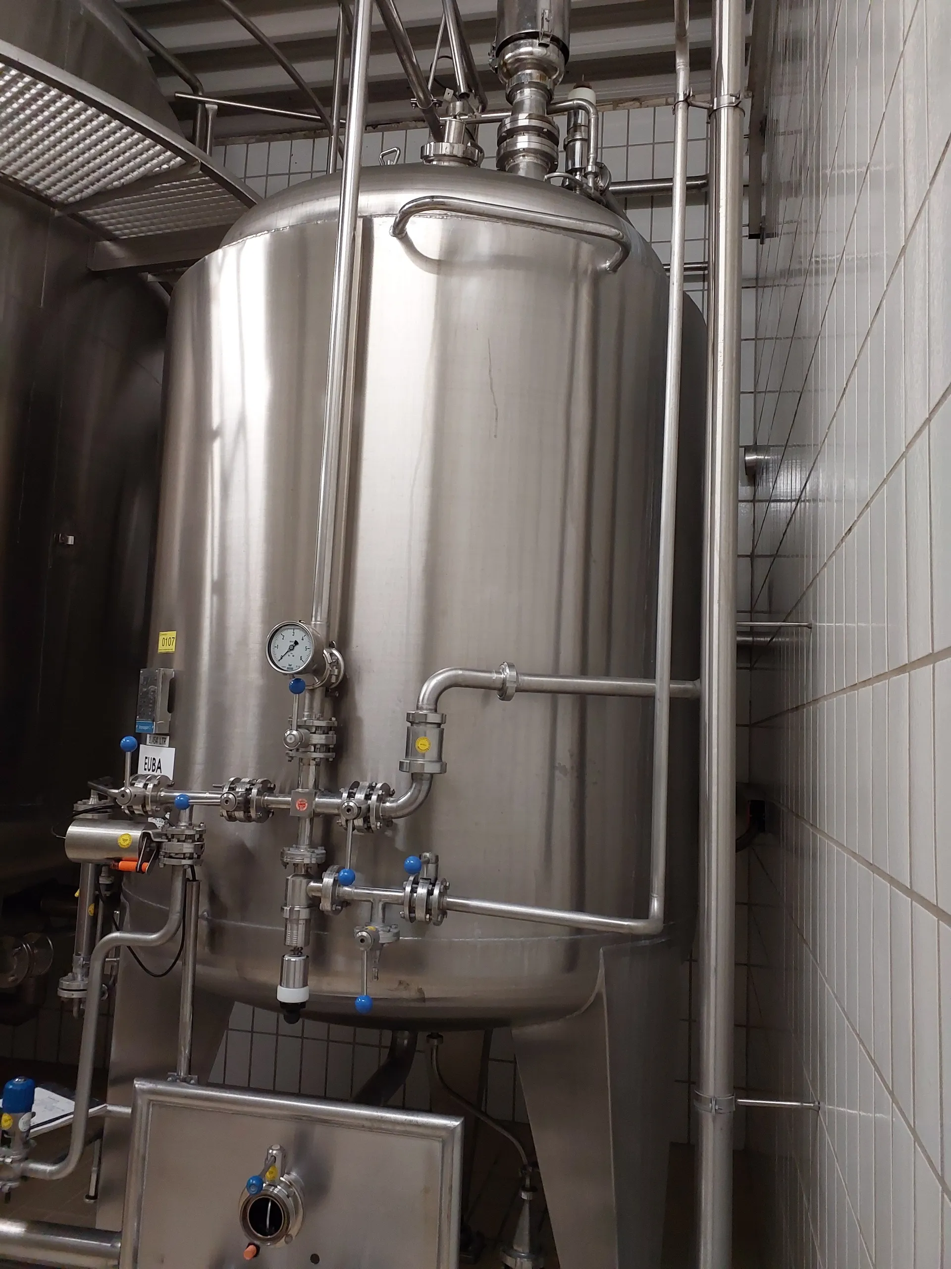 2.454 Liter 2 bar Drucktank Vorpropagator 2 isoliert