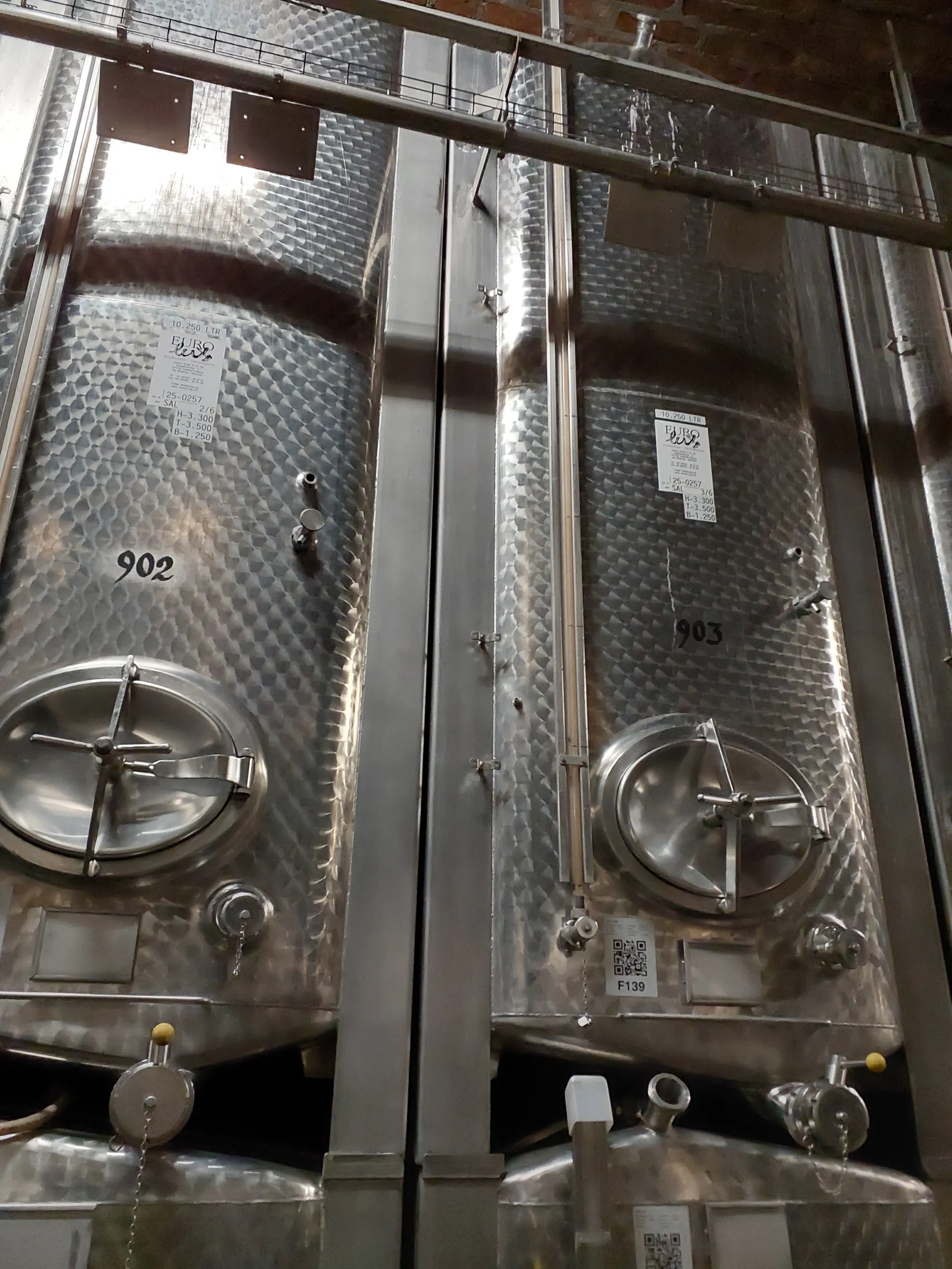 10.250 Liter Weintank/ Lagertank Möschle, kubisch