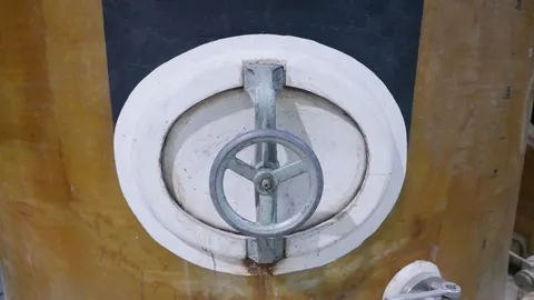 GFK Lagertank 30.000 Liter Inhalt rund mit Flachboden