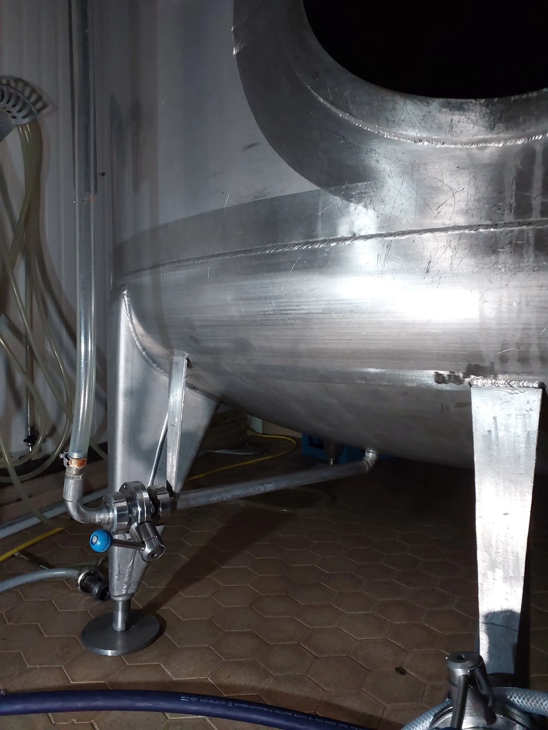 10600 Liter Drucktank/ Biertank/ Lagertank GROSS