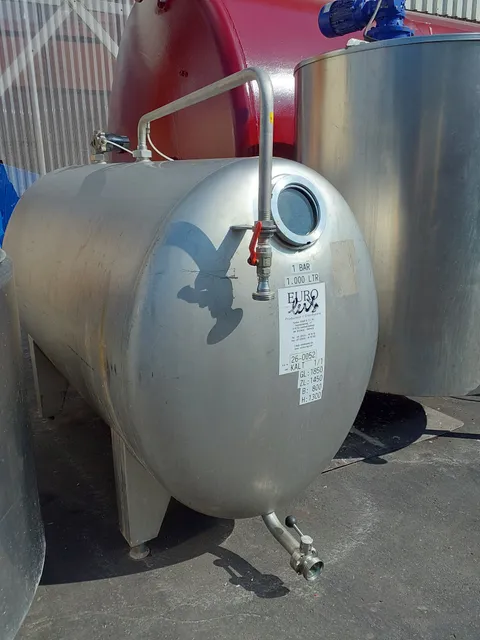 1.000 Liter Drucktank/ Lagertank oval horizontal 1 bar