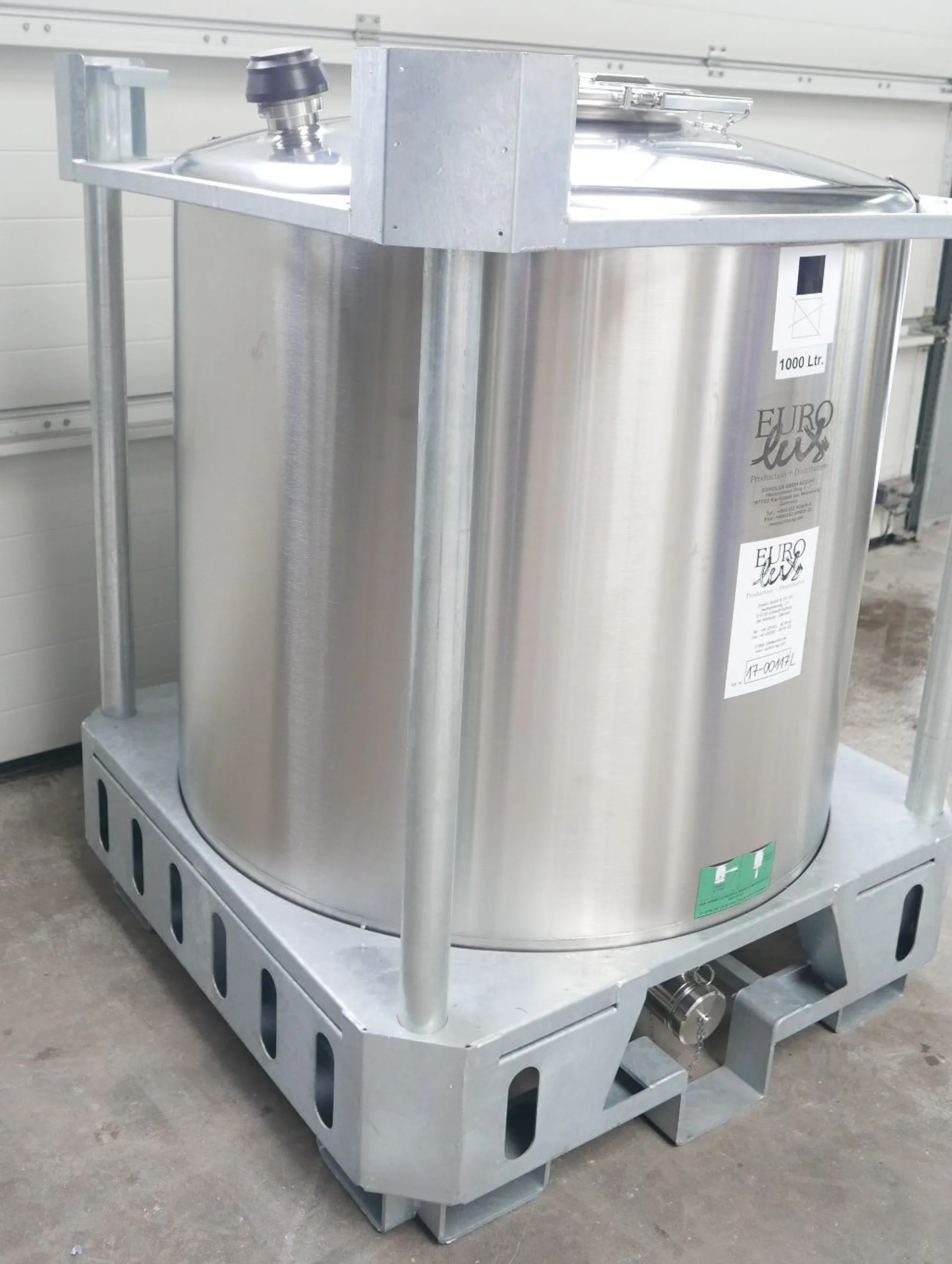 1000 Liter Containertank aus V2A für den Transport von gefährlichen Waren