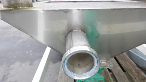 Pumpe KIESEL SP6 mit Trichter und Förderschnecke und Rotor/Stator