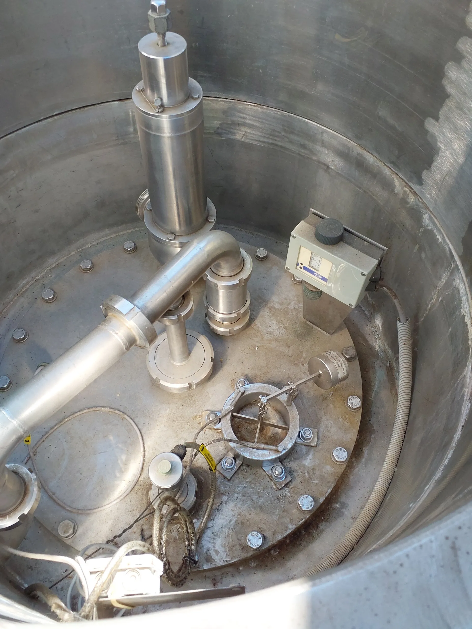 123.600 Liter GROSS Drucktank isoliert