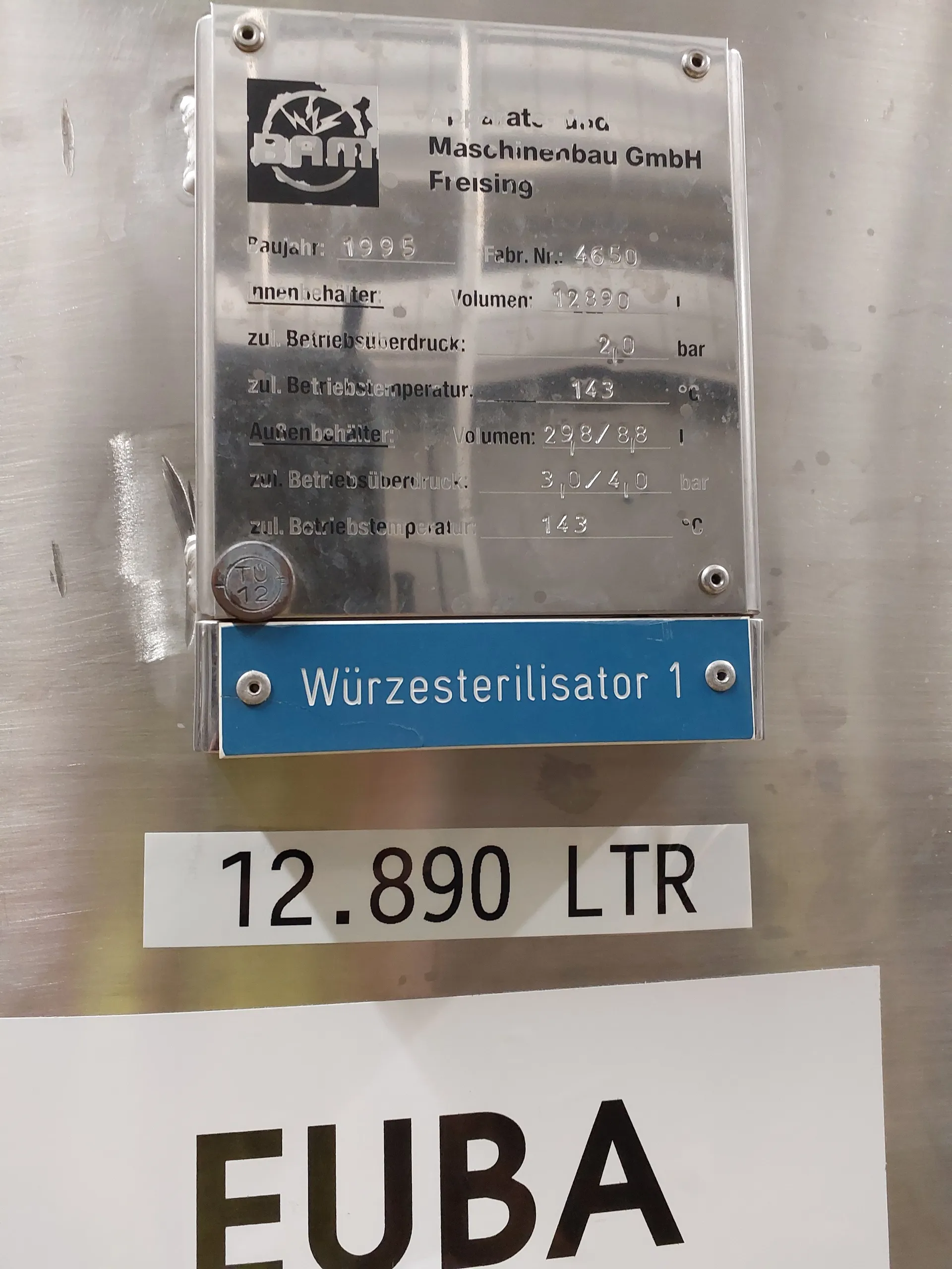 12.890 Liter 2 bar Drucktank Würzesterilisator 1 isoliert