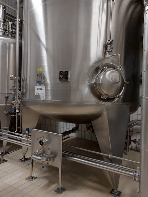 12.890 Liter 2 bar Drucktank Würzesterilisator 1 isoliert