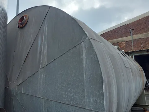 45.000 Liter Drucktank isoliert horizontal