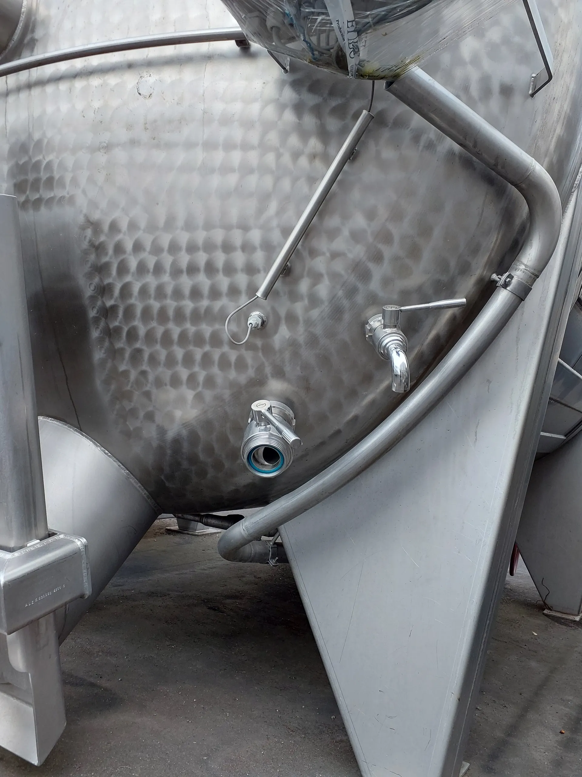 12.500 Liter Maischebehälter mit Kühlschlangen