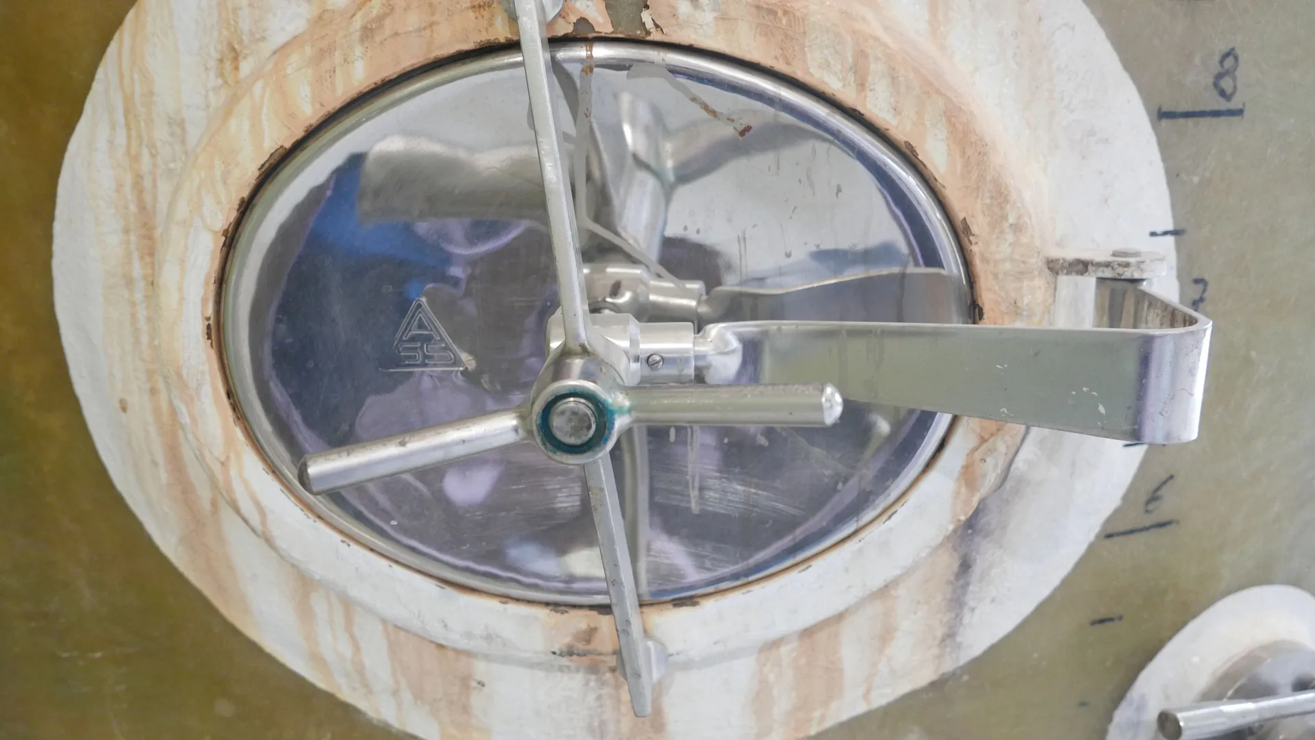 GFK Lagertank Inhalt 34.000 Liter rund stehend