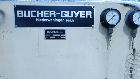 BUCHER HYDRAULIK PRESSE GUYER HP 5000