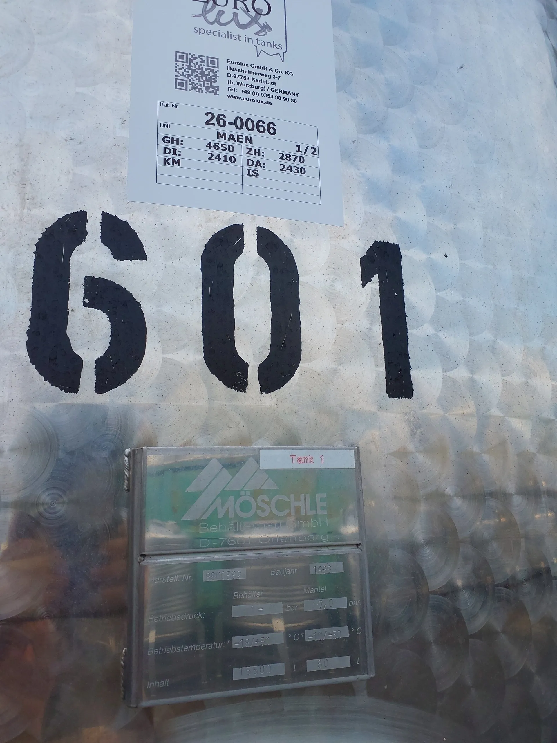 15.500 Liter Möschle Weintank, Lagertank mit Kühlmantel isoliert mit Rührwerk