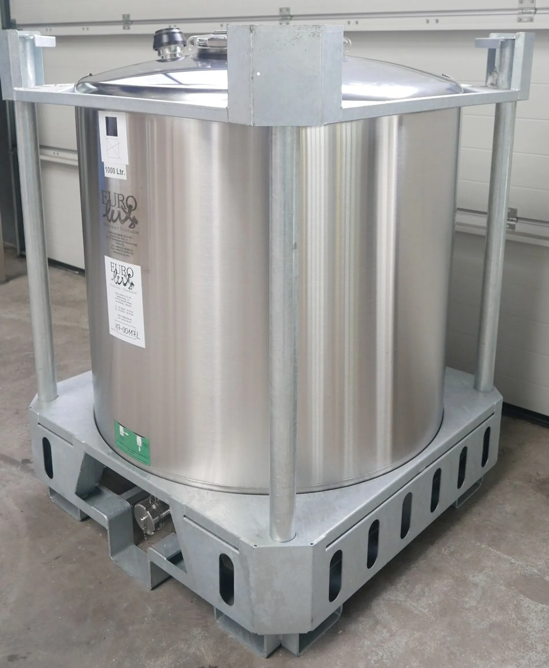 1000 Liter Containertank aus V2A für den Transport von gefährlichen Waren