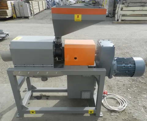 Oil press KK80 F Universal,