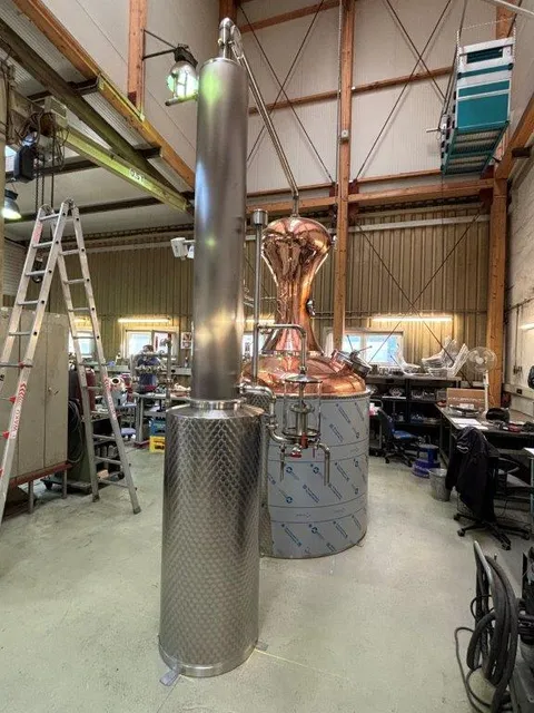 25-0235 Brennerei 1.350 Liter