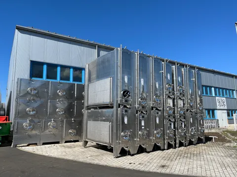 8.000 Liter Weintank, kubisch mit Kühlmantel