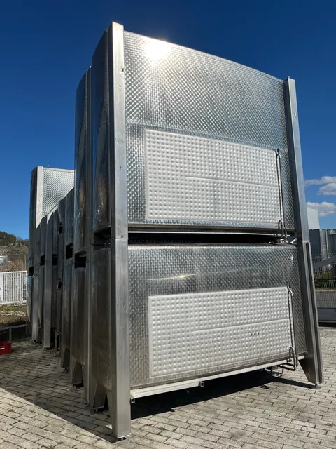 8.000 Liter Weintank kubisch mit Kühlmantel 