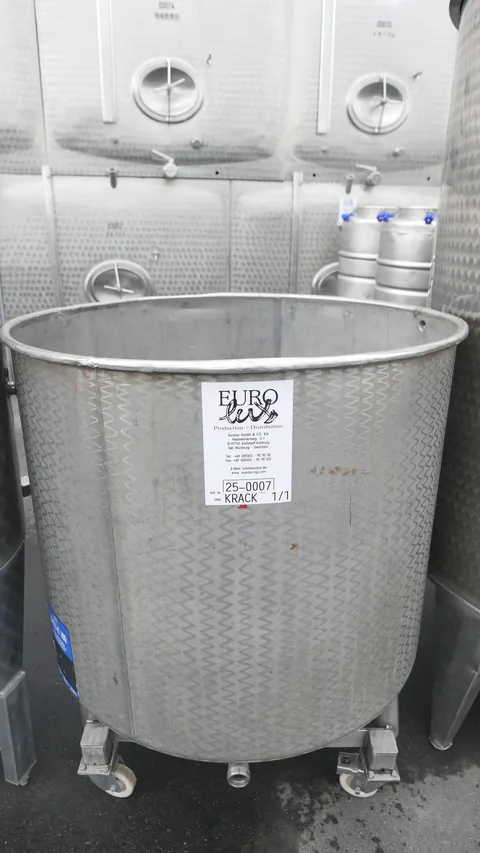 25-0007 Tank offen 630 Liter