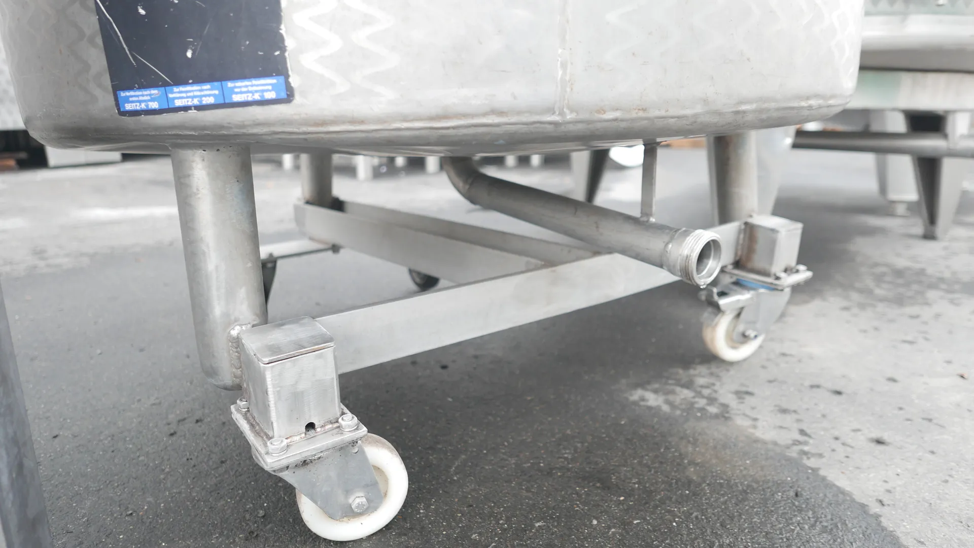 25-0007 Tank offen 630 Liter