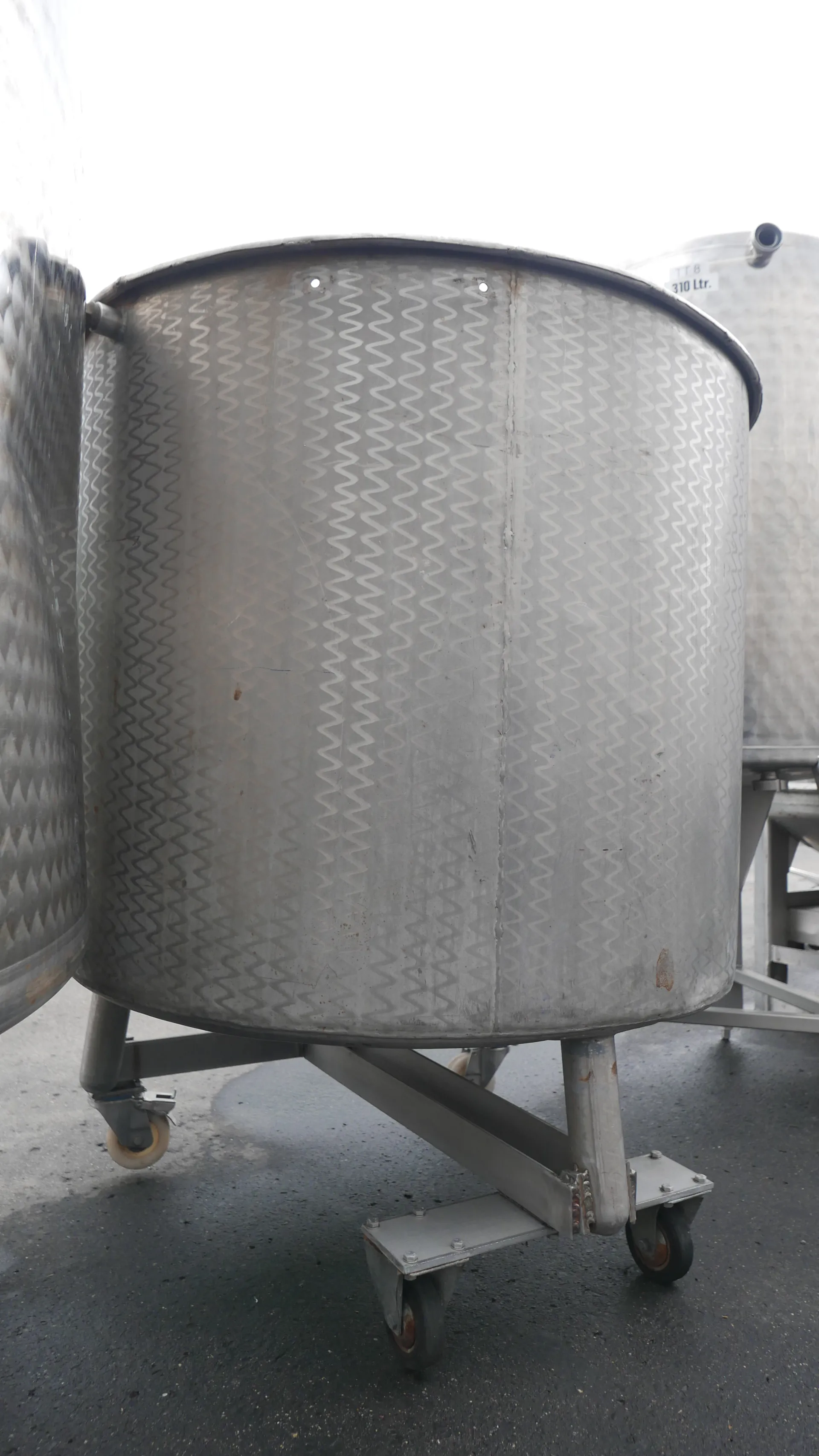 25-0007 Tank offen 630 Liter