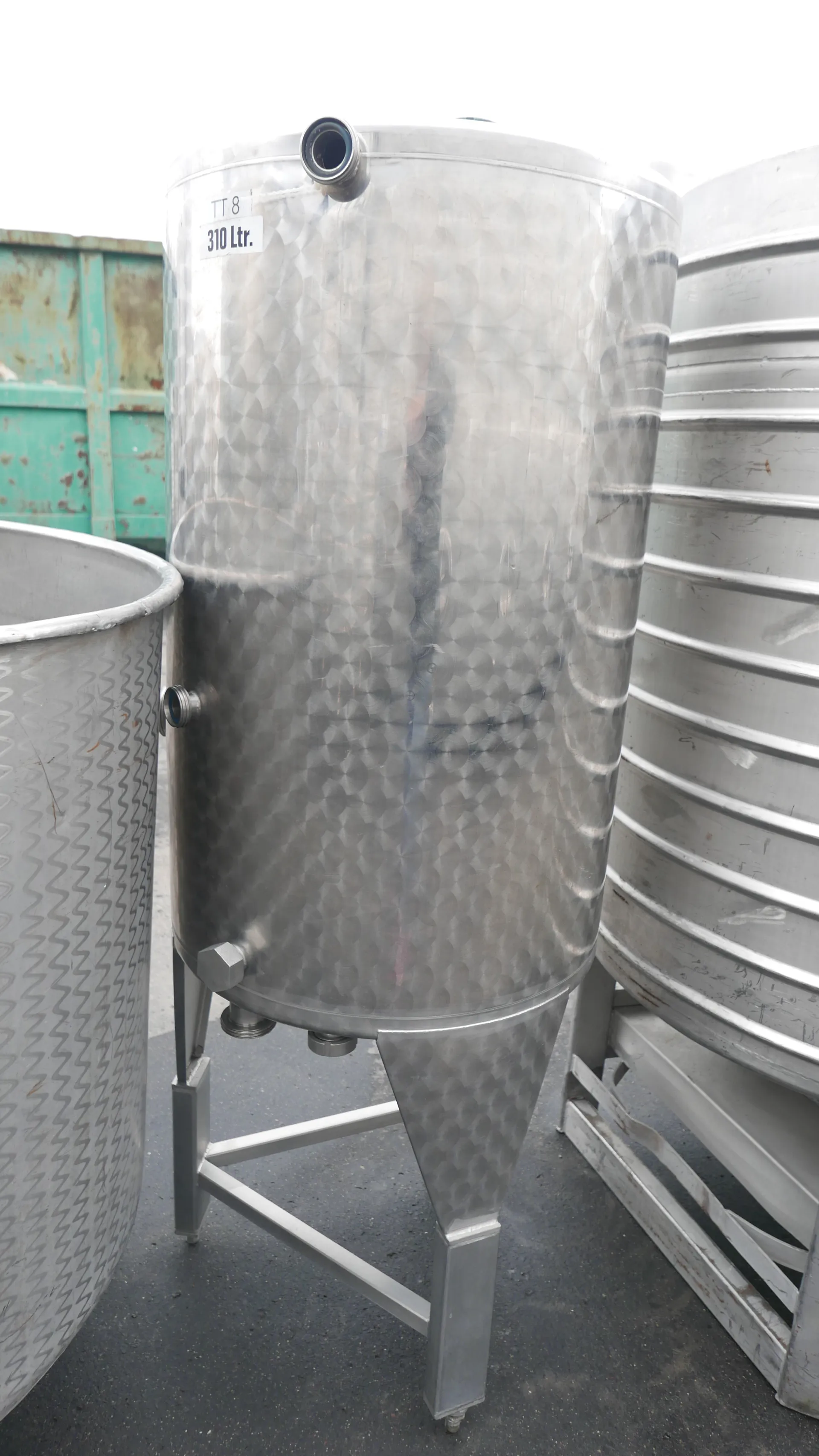 25-0008 Lagertank 310 Liter