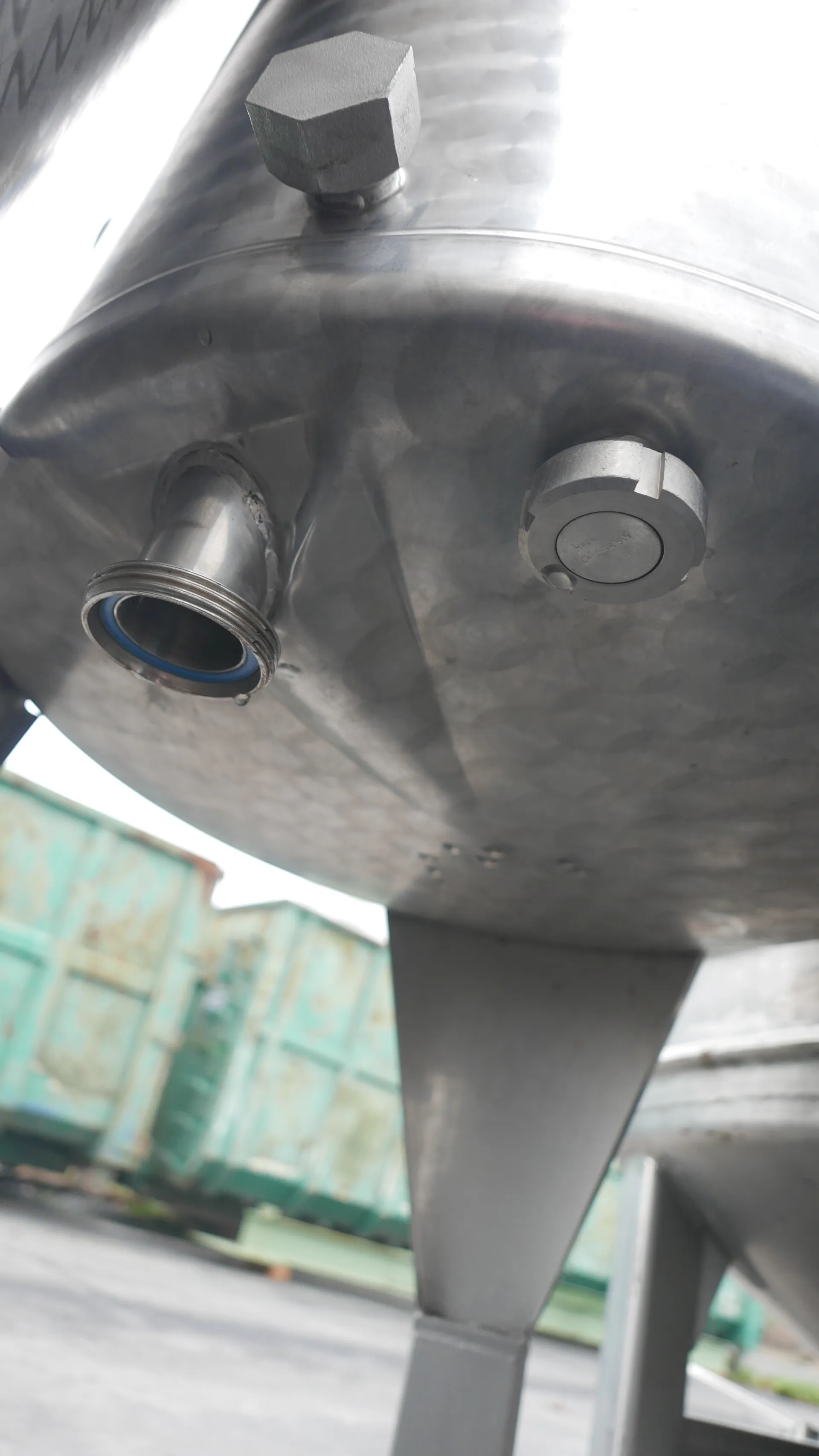 25-0008 Lagertank 310 Liter