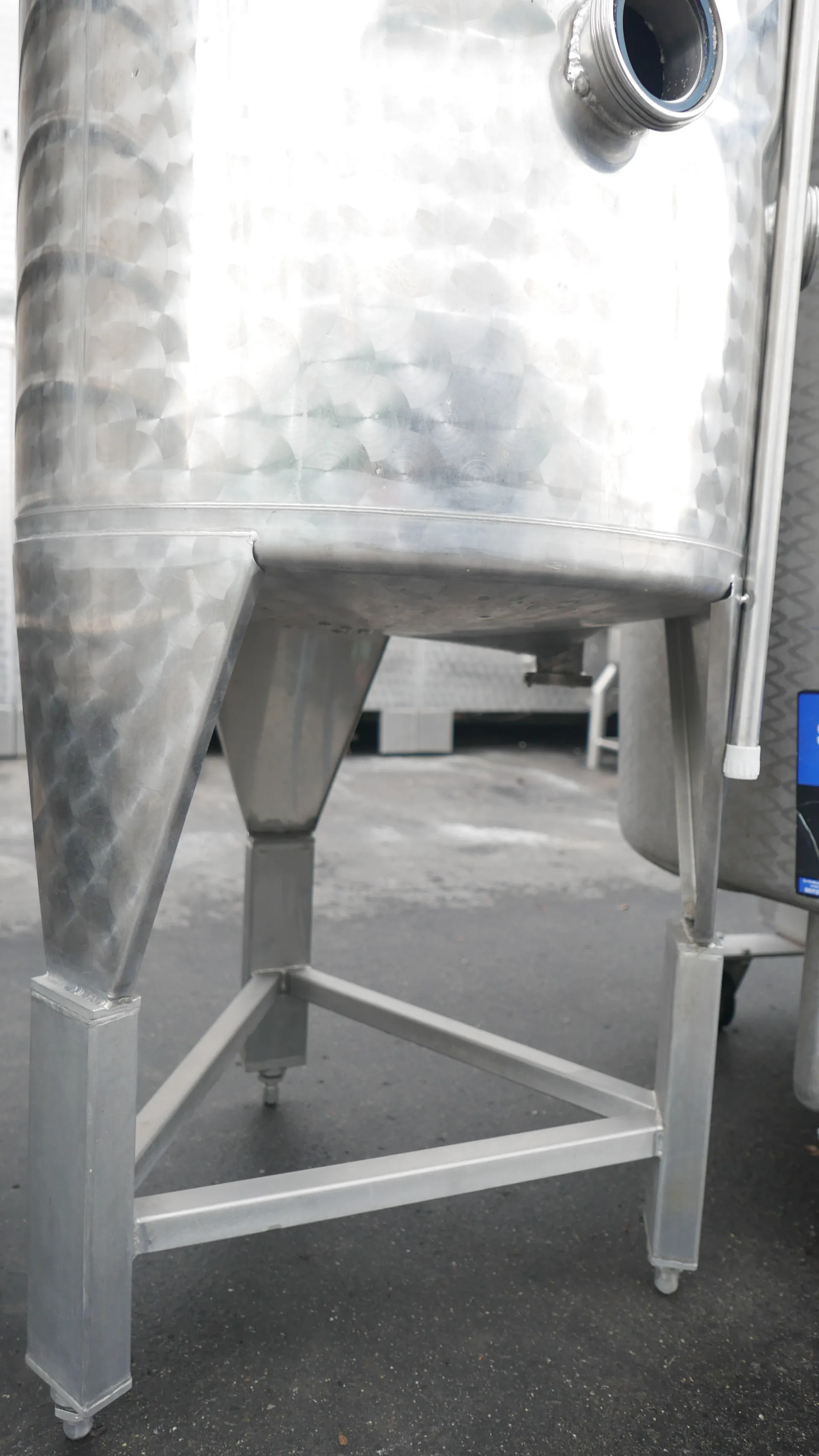 25-0008 Lagertank 310 Liter