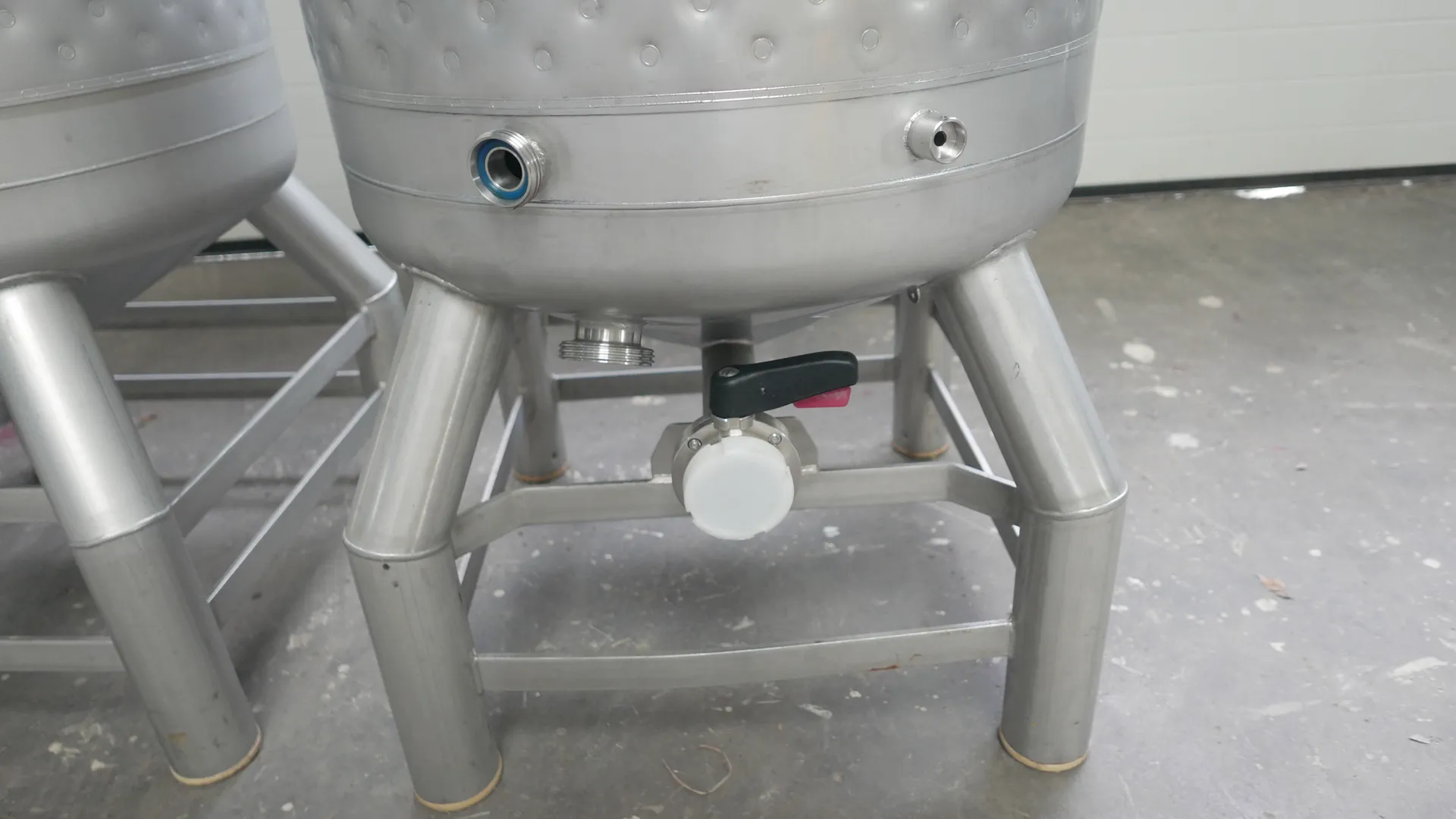 300 Liter Biertanks/ Lagertanks/ Drucktank mit Kühlmantel