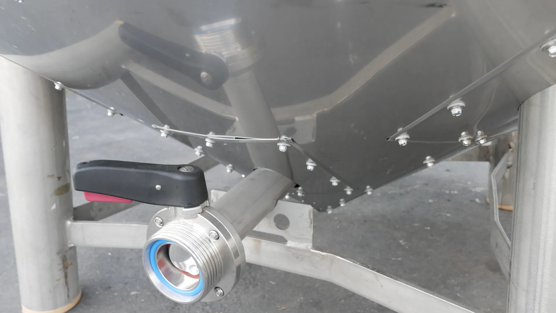 26-0064 1.000 Liter Drucktank mit Kühlmantel und Isolierung