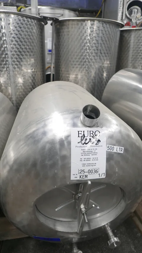 25-0036 500 Liter Weintank