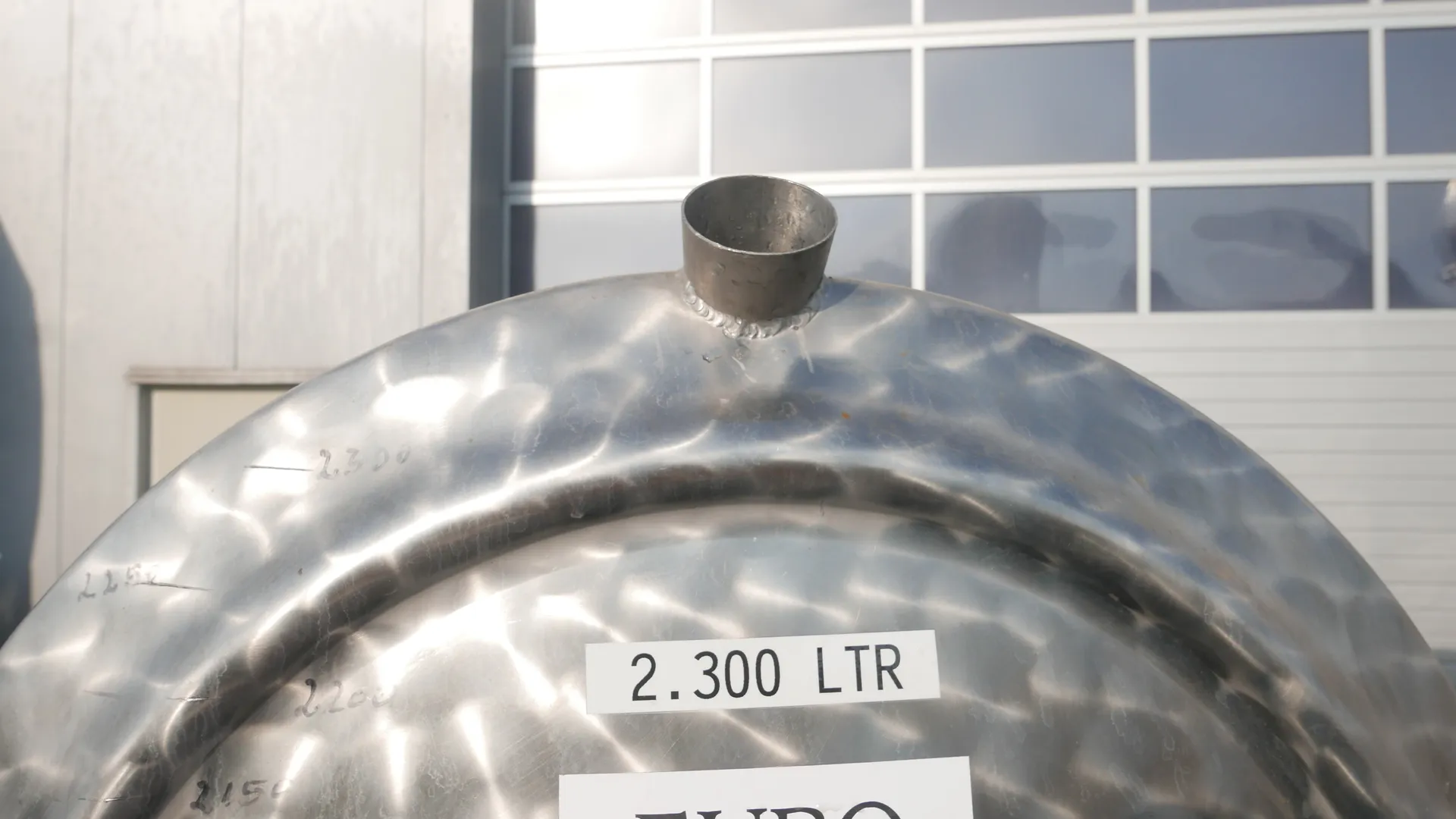 26-0047 2.300 Liter Lagertank lang oval in V2A