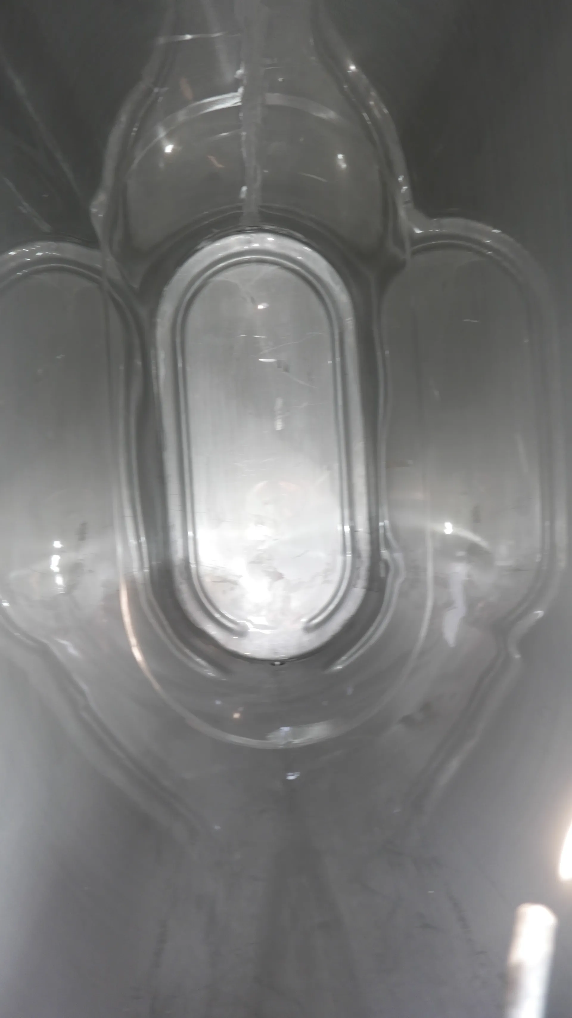26-0047 2.300 Liter Lagertank lang oval in V2A